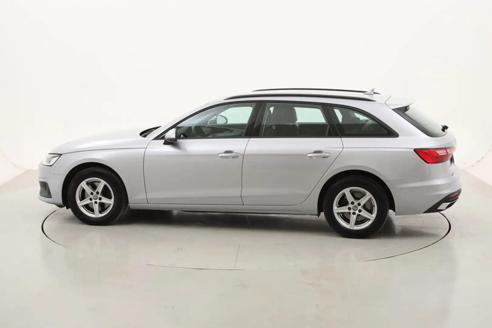 Audi A4 Avant Business S tronic 2.0 Mild Hybrid 163CV Zilver - 2