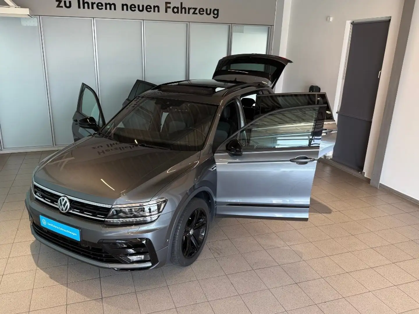 Volkswagen Tiguan Allspace R-Line 2.0 TSI 4Motion Standheizung, AHK, Zilver - 2