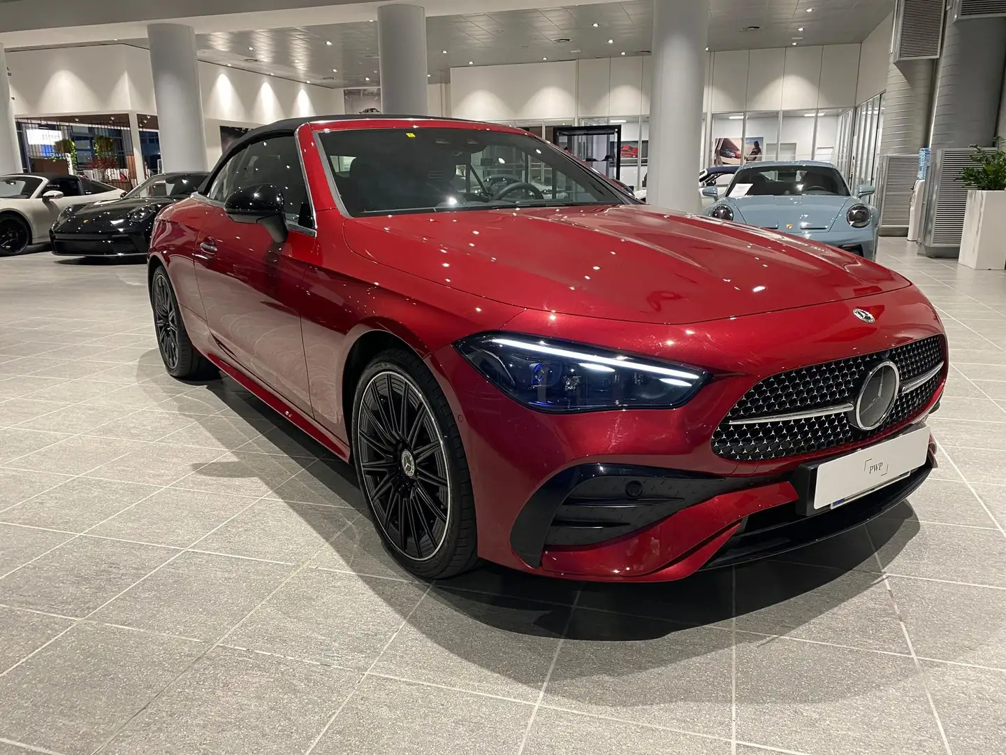 Mercedes-Benz CLE 300 CLE 300 Cabrio 4Matic AMG Line Premium Plus Rouge - 2