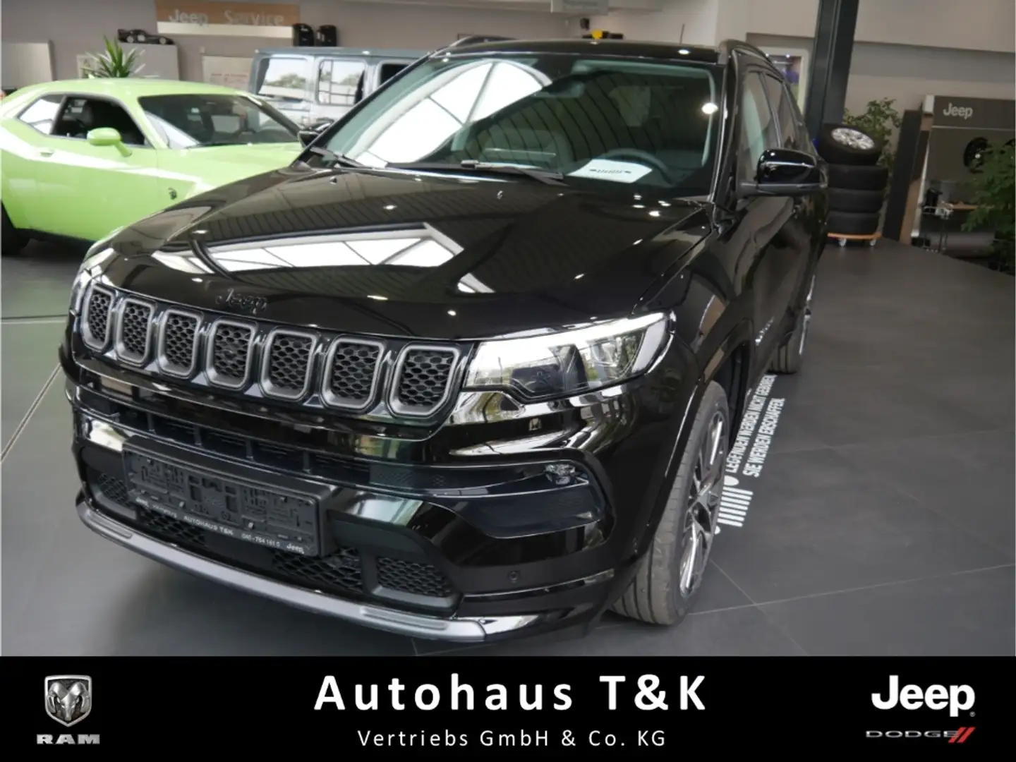Jeep Compass Summit MHEV 1.5l *Voll* Zwart - 1