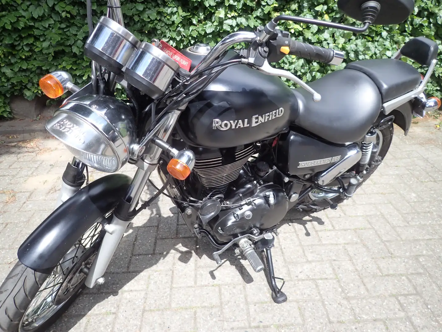 Royal Enfield Thunderbird Sondermodell Negru - 1