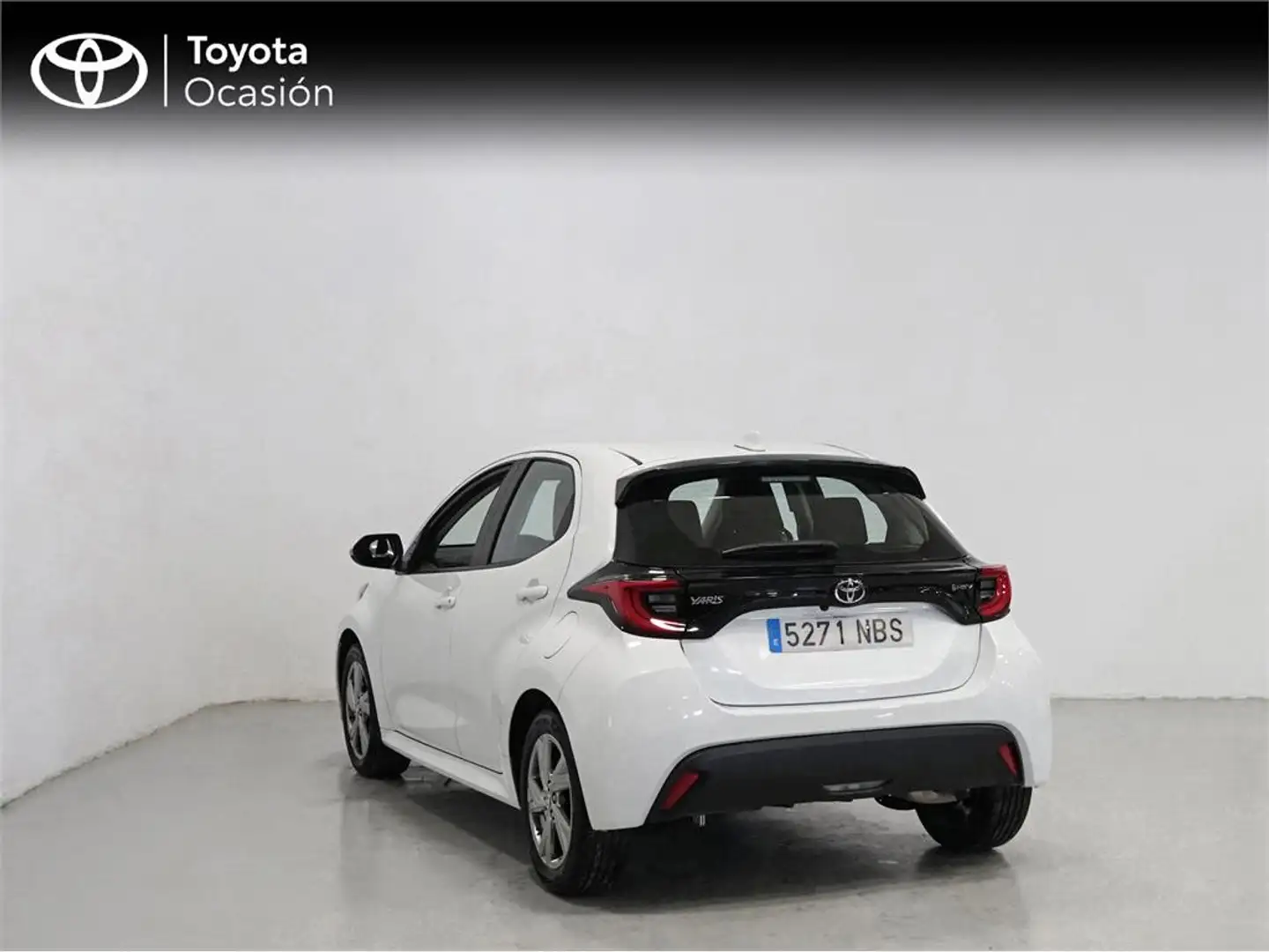 Toyota Yaris ACTIVE PLUS - 2