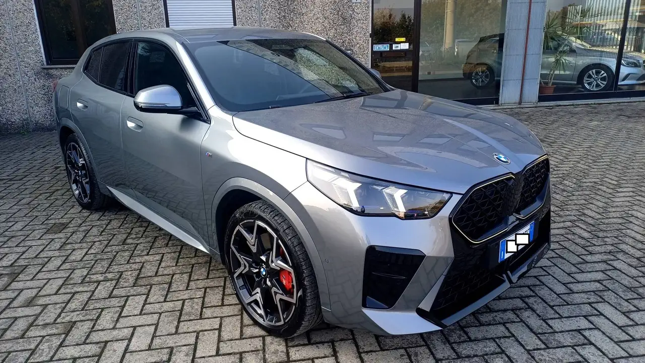 BMW X2