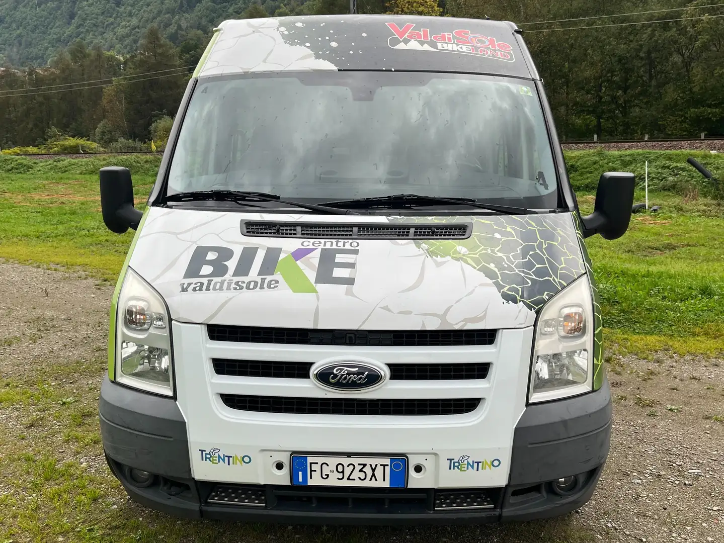 Ford Transit Bus bijela - 2