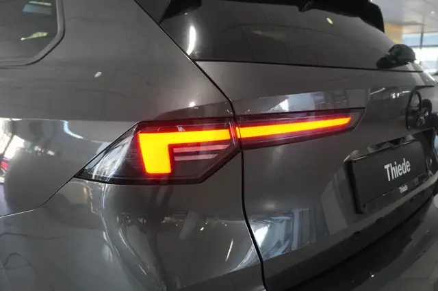 Opel Astra view 10