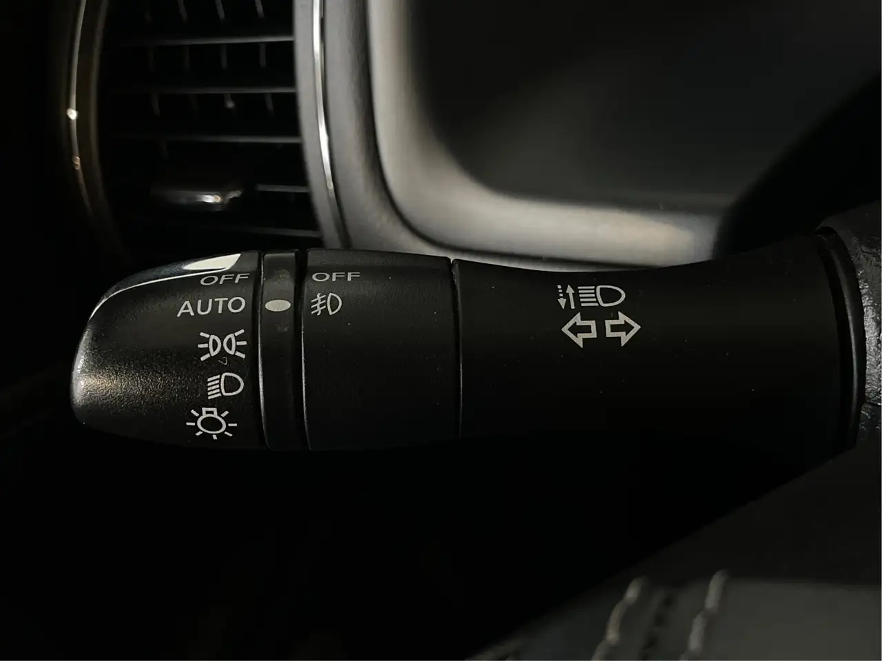 Infiniti QX80 photo Infiniti QX80