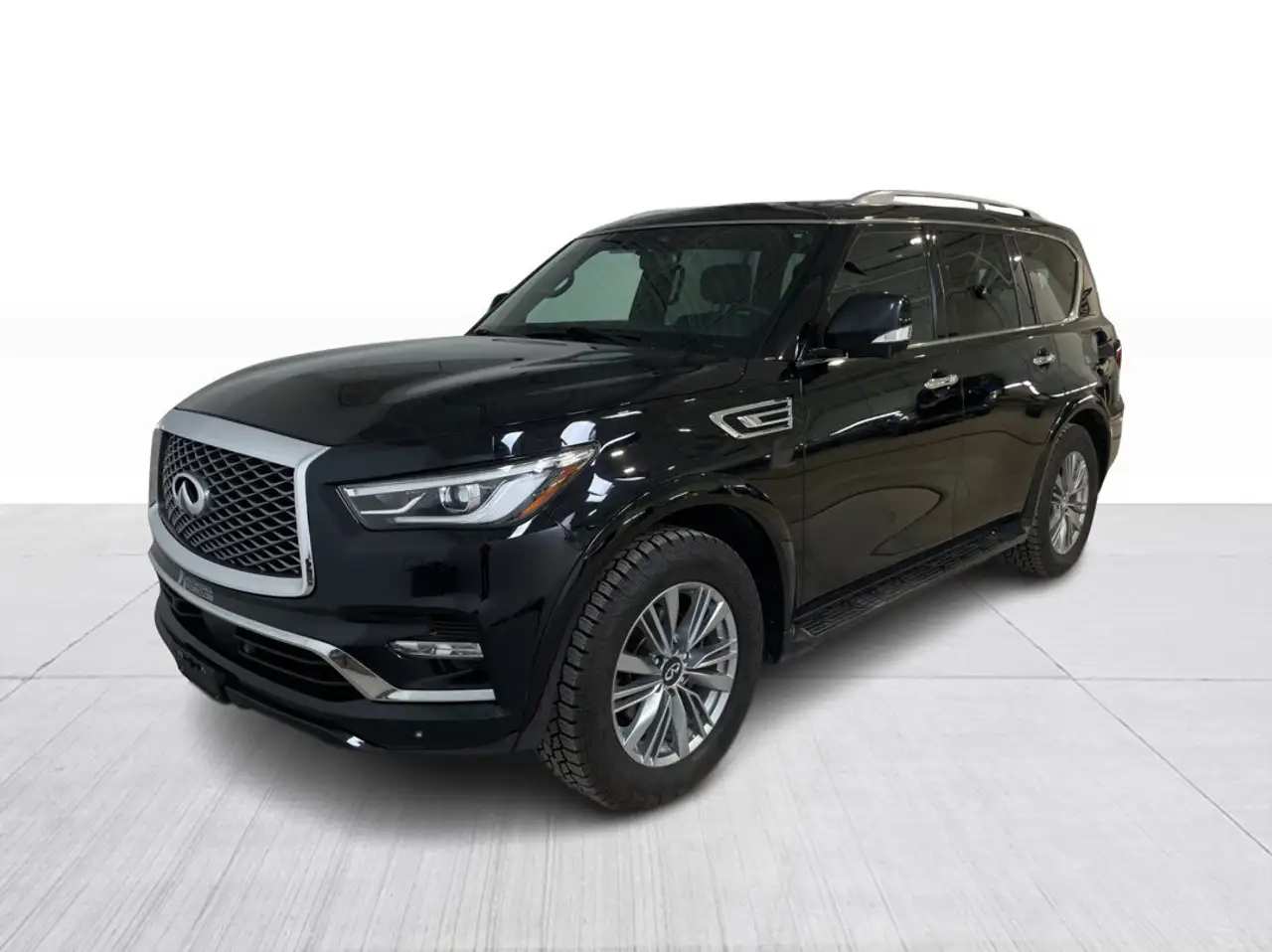Infiniti QX80 photo Infiniti QX80