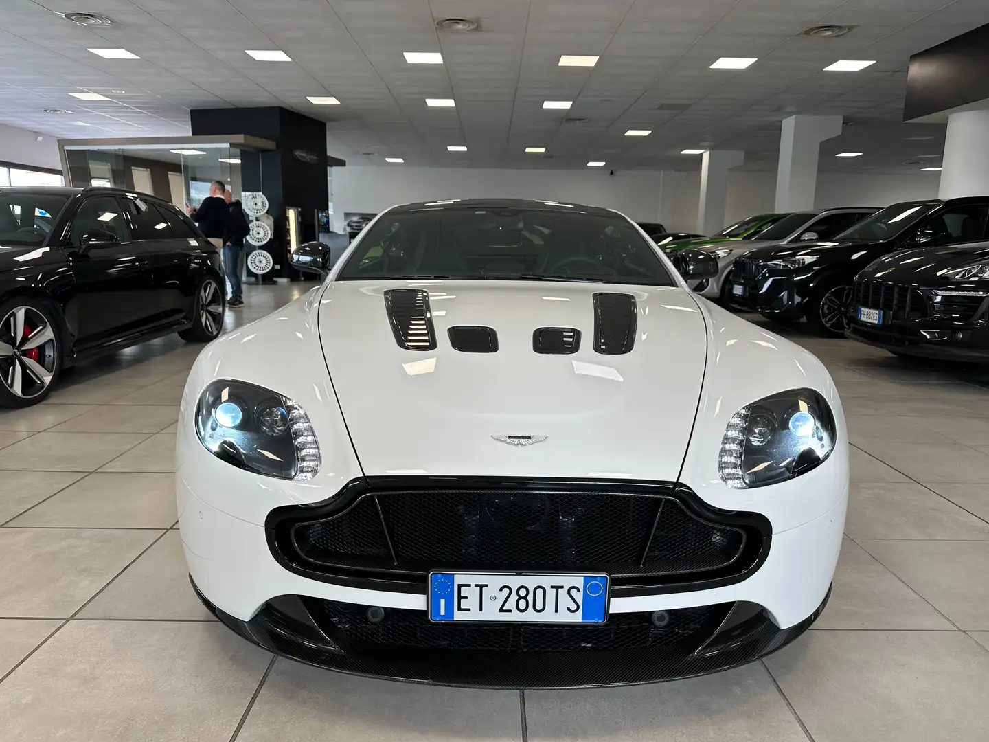 Aston Martin Vantage S Coupe 6.0 V12 ** IVA ESPOSTA ** White - 2