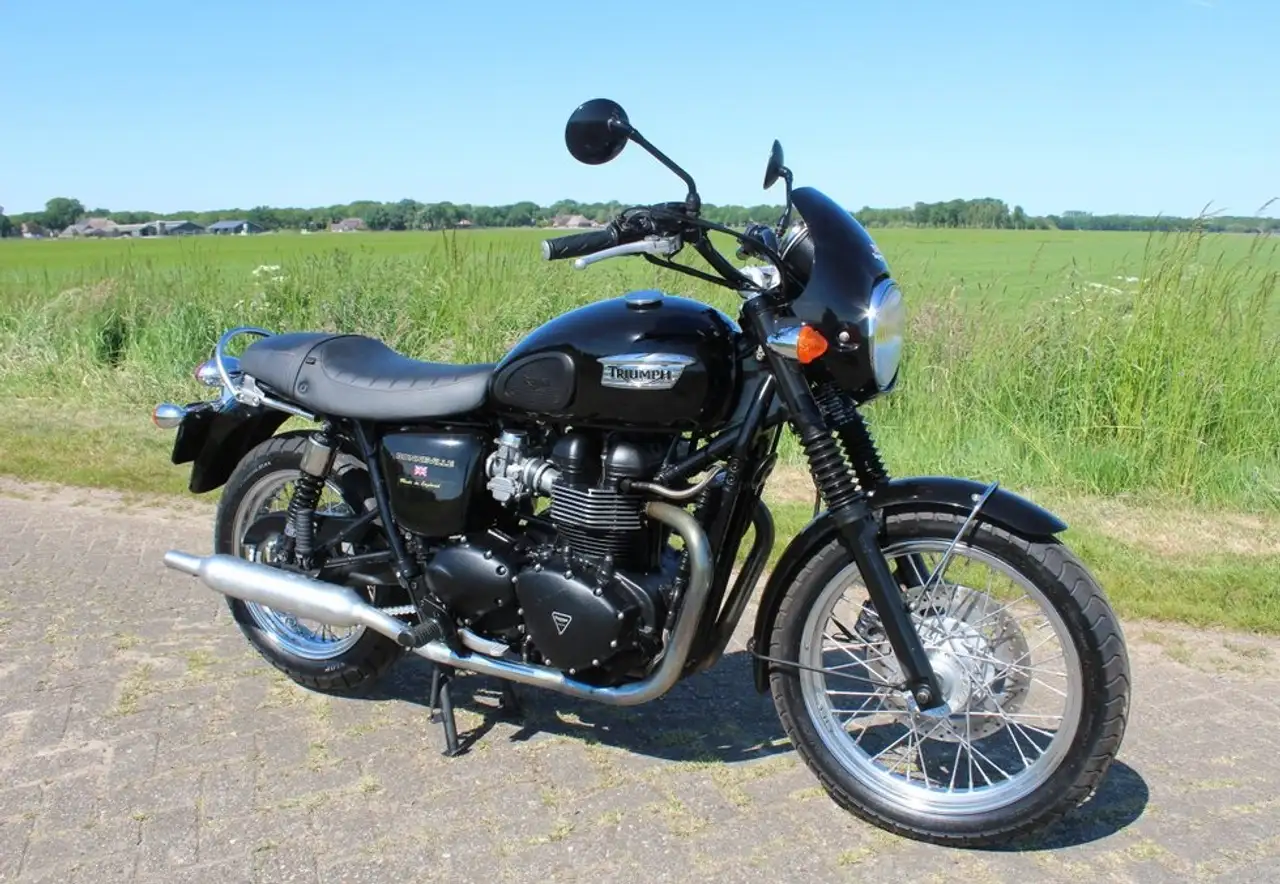 Triumph Bonneville T100