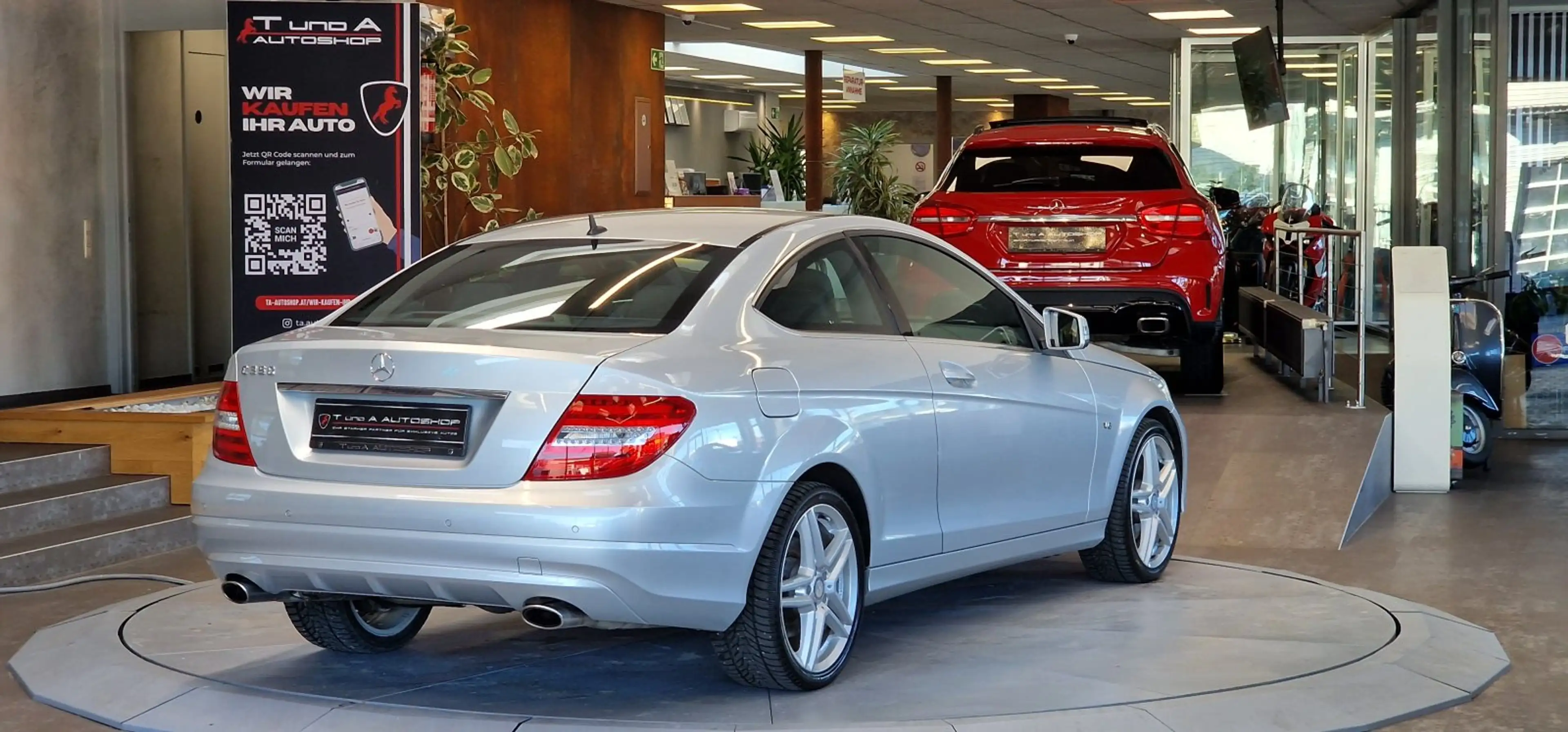 Mercedes-Benz C 350 V6 Coupe BlueEfficiency Aut. *Harman/Kardon*18Zoll — photo 7