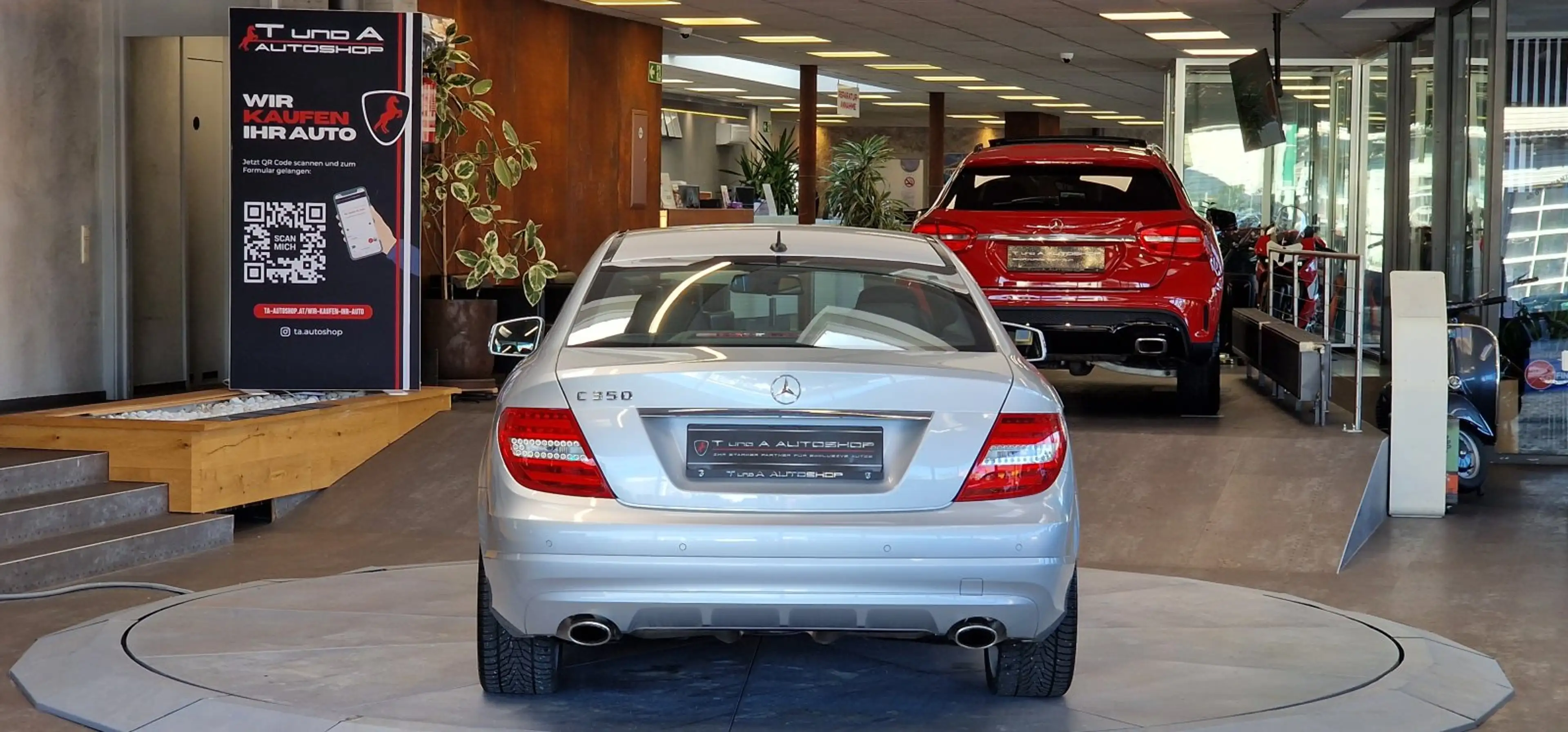 Mercedes-Benz C 350 V6 Coupe BlueEfficiency Aut. *Harman/Kardon*18Zoll — photo 9
