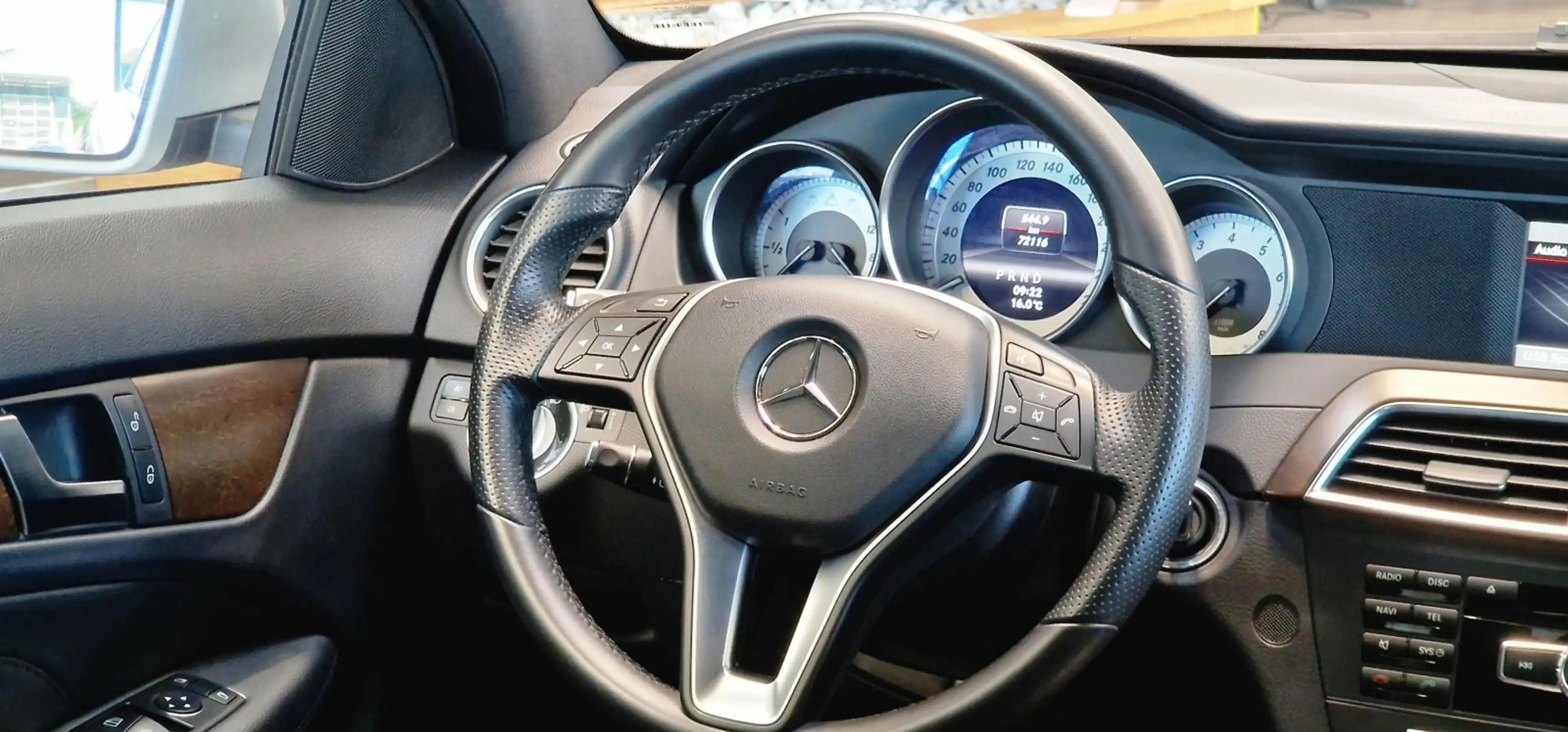 Mercedes-Benz C 350 V6 Coupe BlueEfficiency Aut. *Harman/Kardon*18Zoll — photo 13
