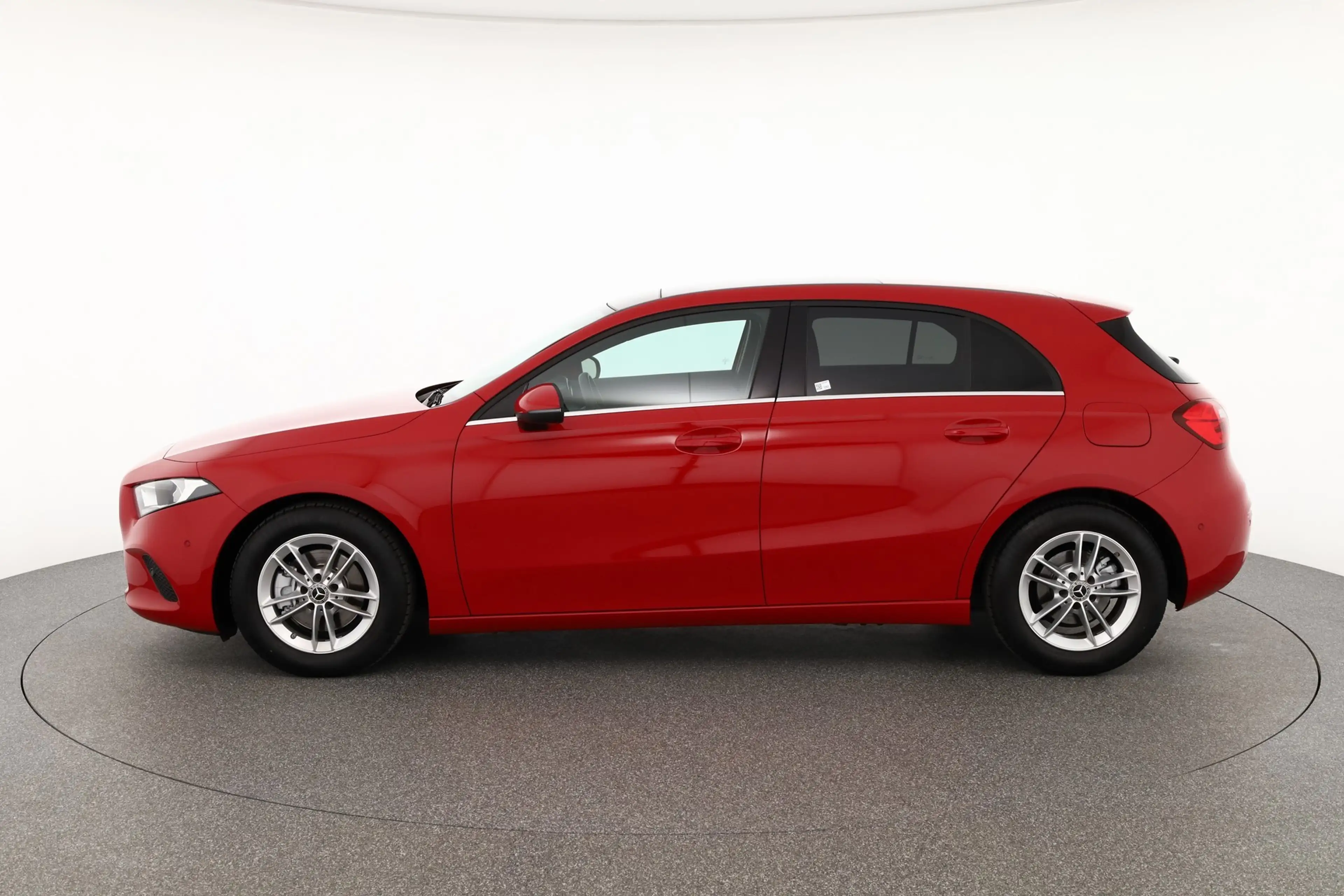 Mercedes-Benz A 200 A200 Progressive Navi Panorama Android Apple PDC — photo 3