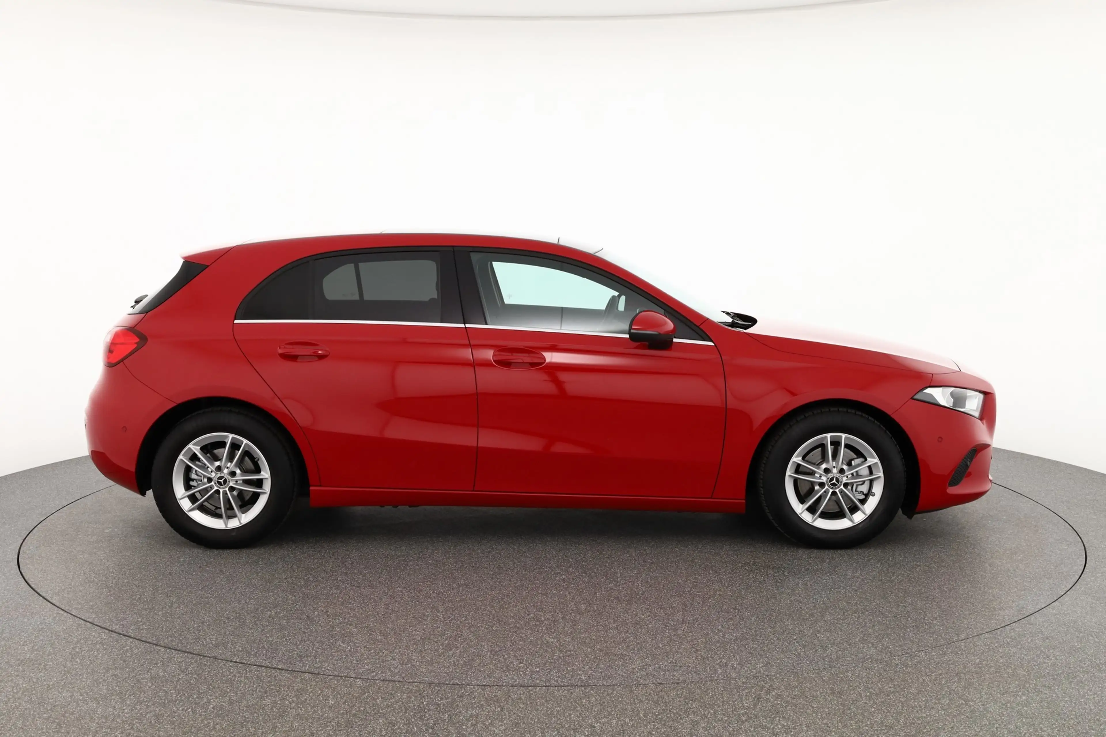 Mercedes-Benz A 200 A200 Progressive Navi Panorama Android Apple PDC — photo 7