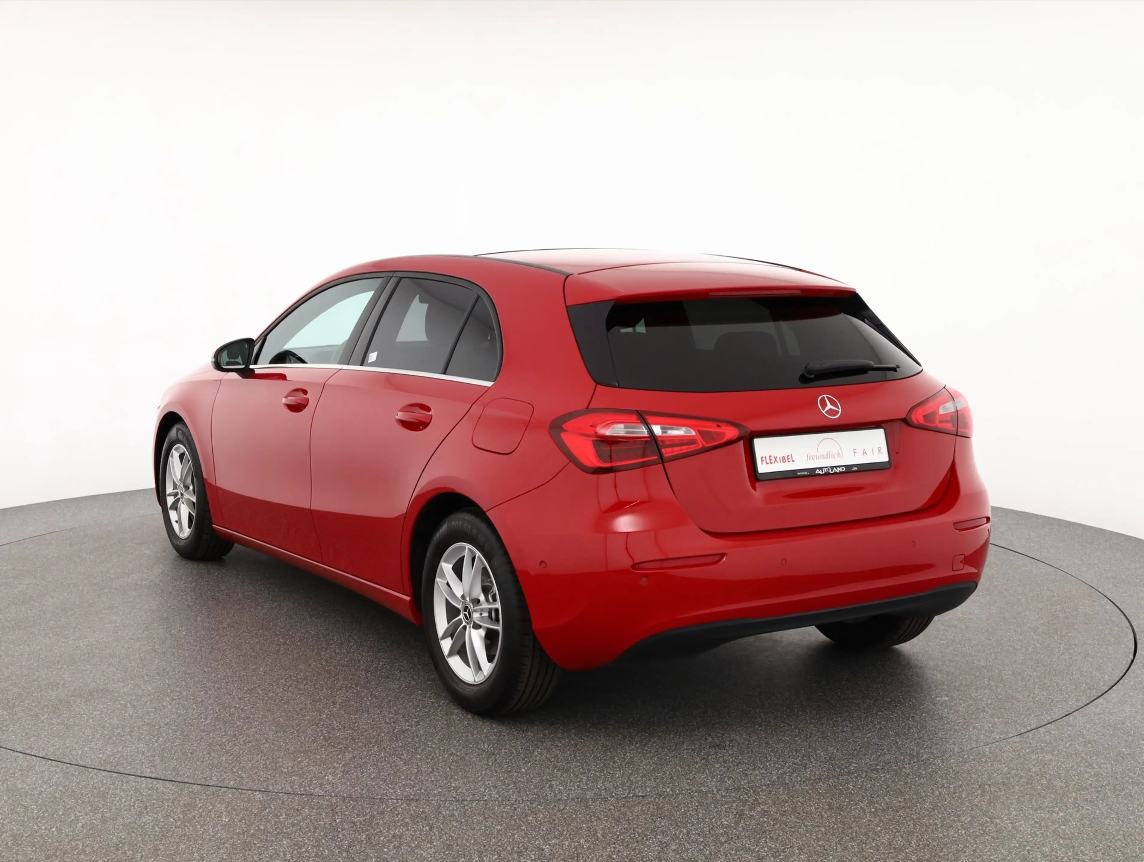 Mercedes-Benz A 200 A200 Progressive Navi Panorama Android Apple PDC — photo 4