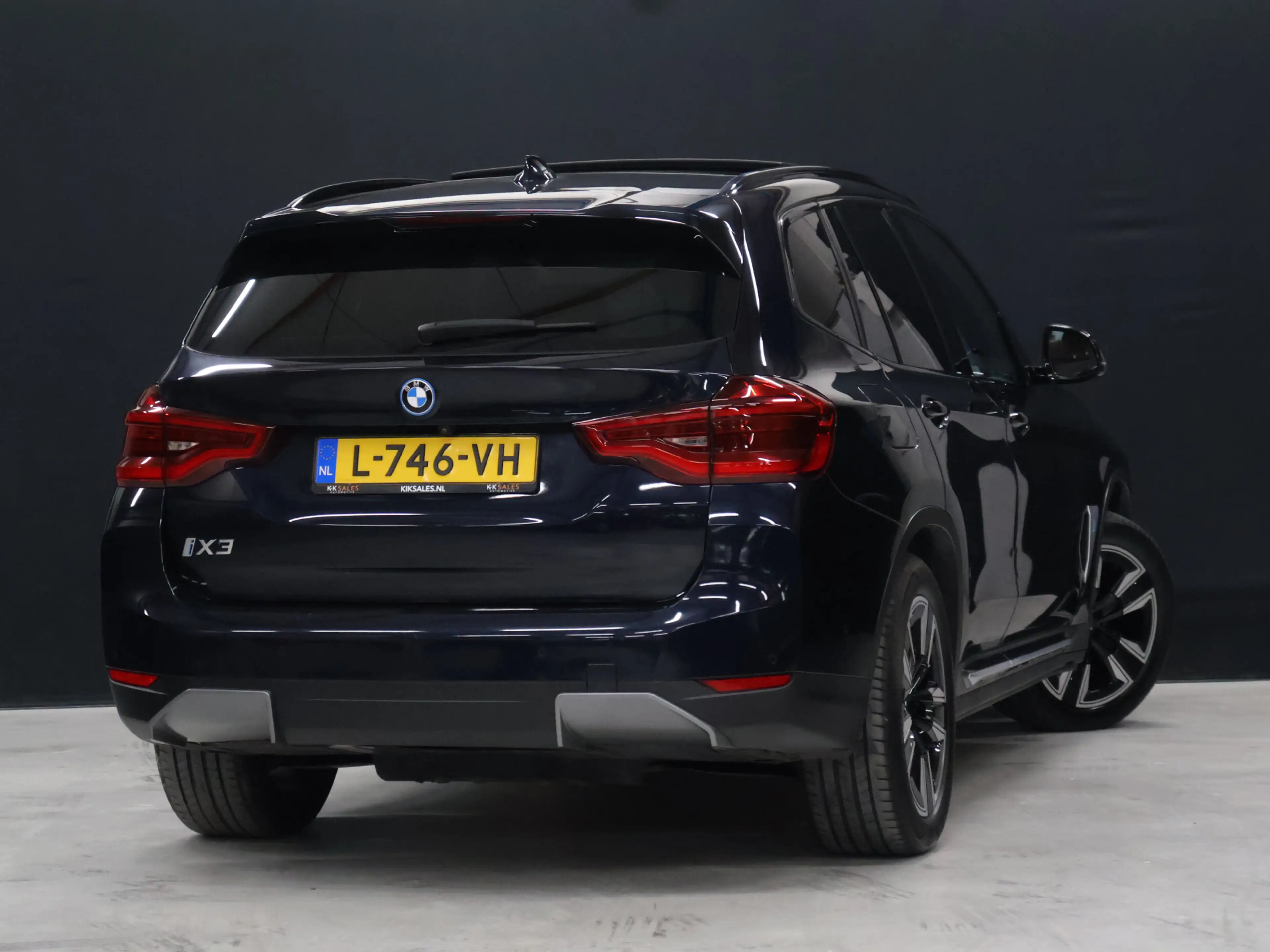 BMW iX3 High Executive 80 kWh [PANO, ACC, APPLE CARPLAY, C — photo 8