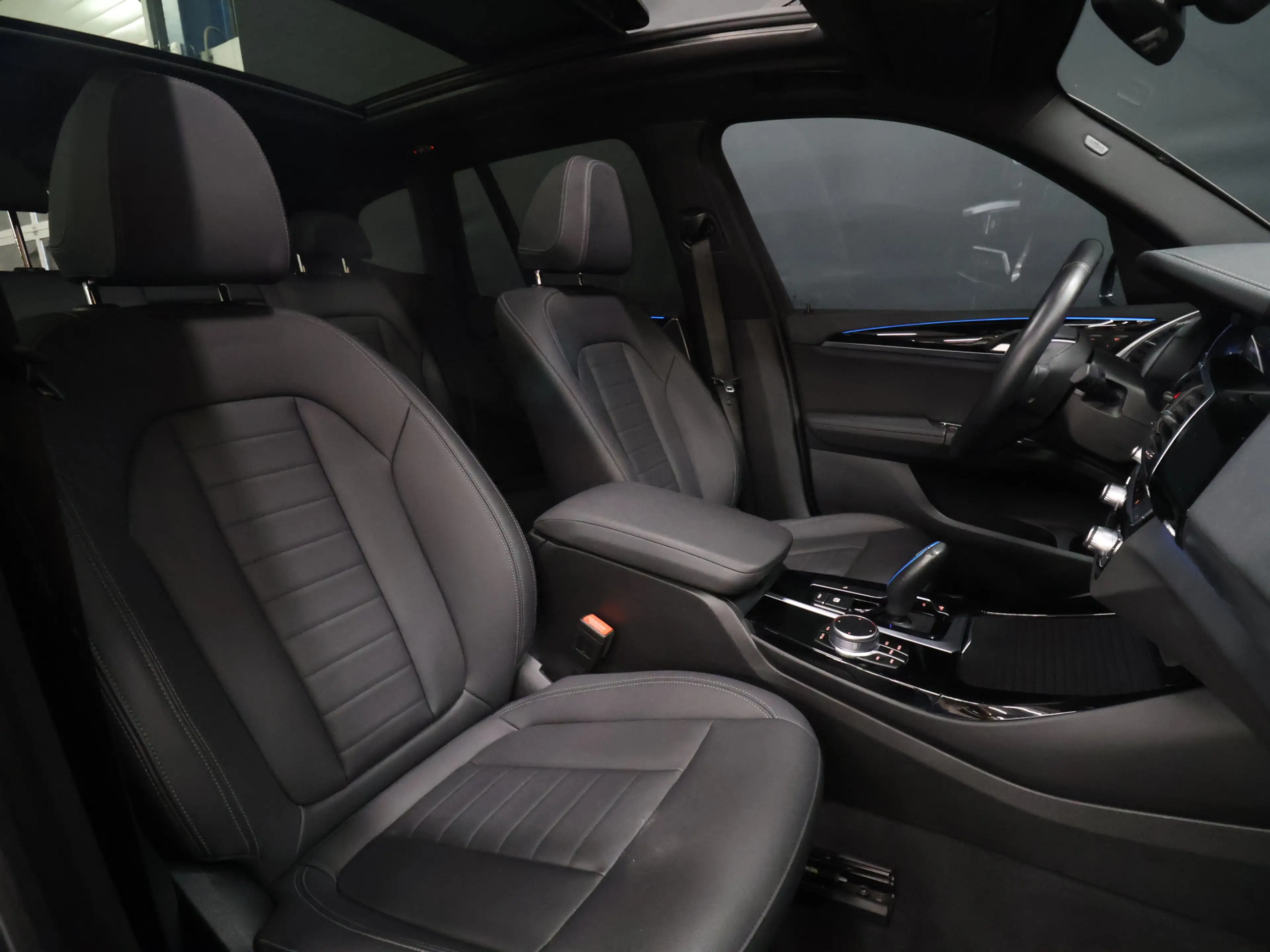BMW iX3 High Executive 80 kWh [PANO, ACC, APPLE CARPLAY, C — photo 6