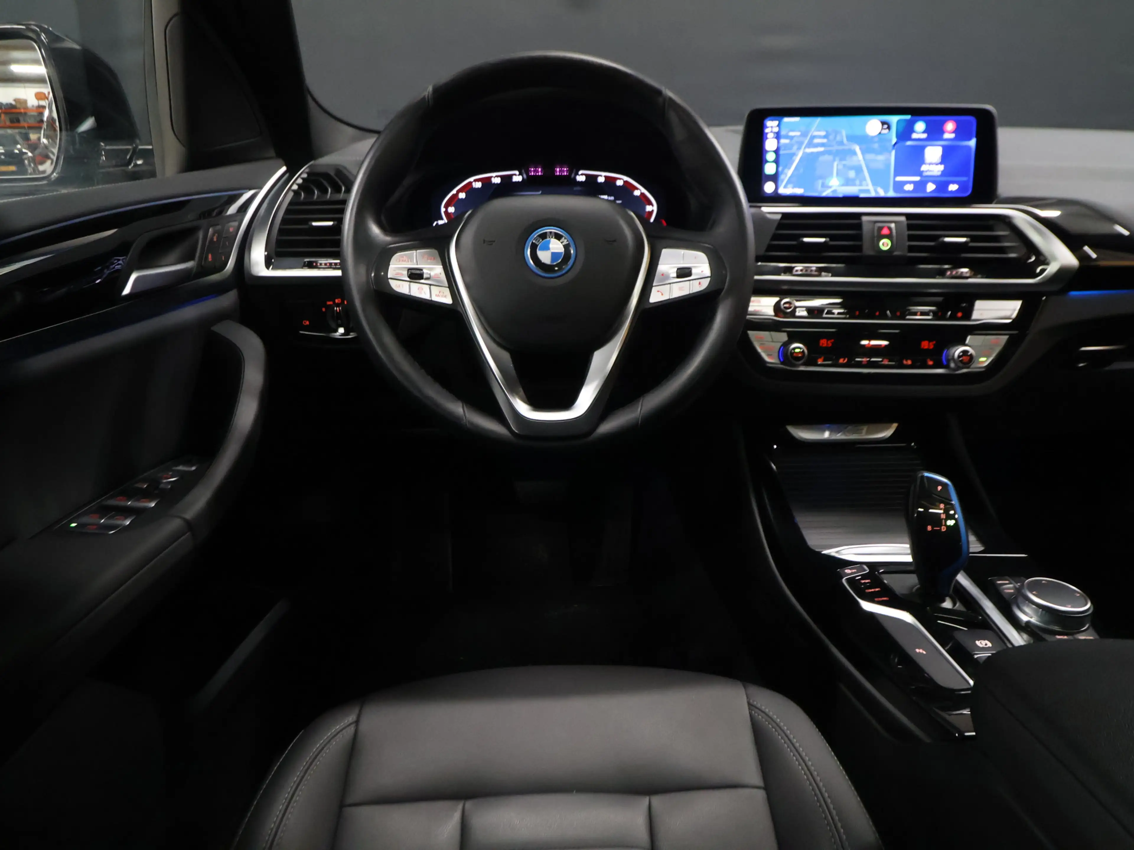 BMW iX3 High Executive 80 kWh [PANO, ACC, APPLE CARPLAY, C — photo 10