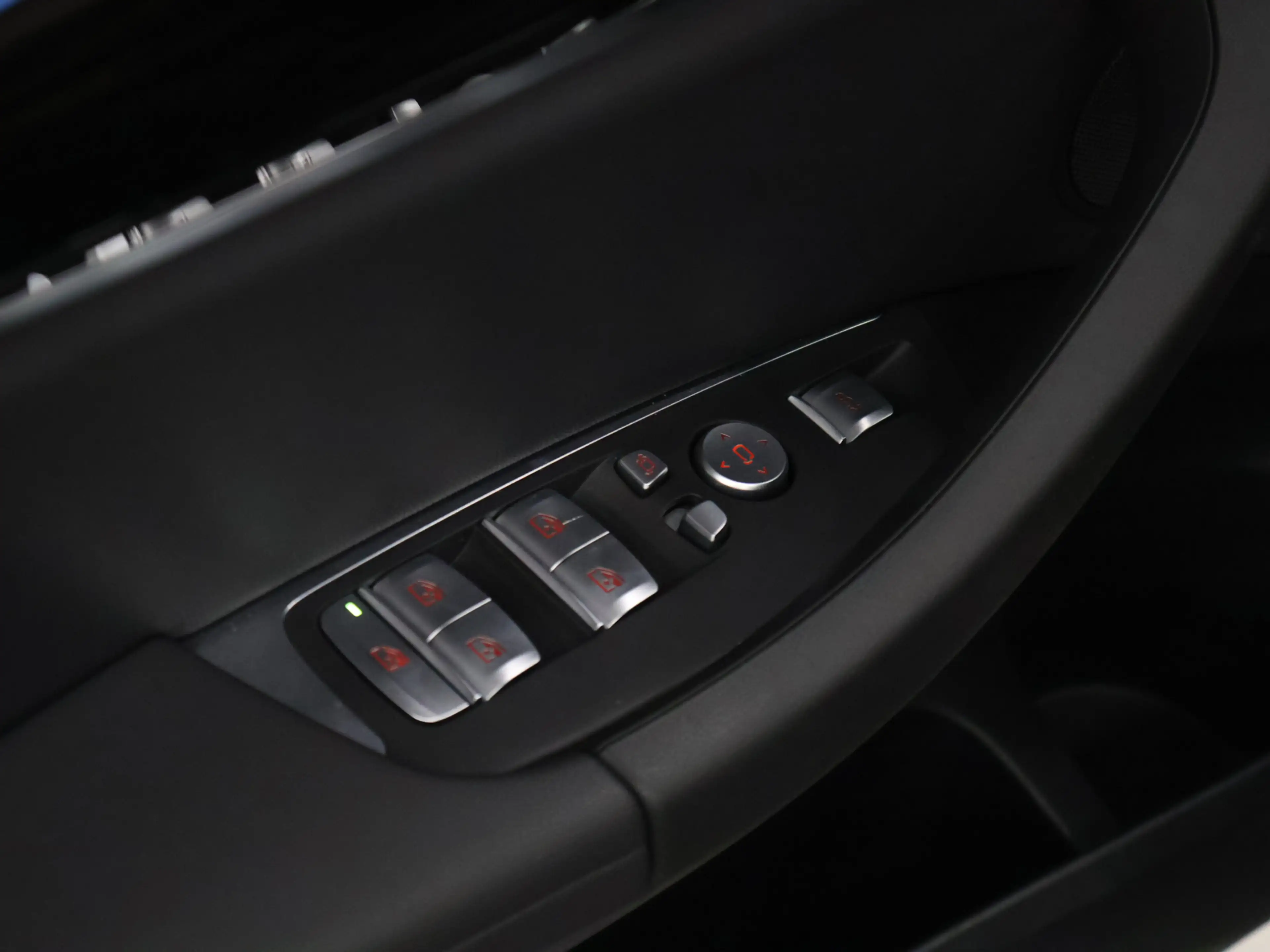 BMW iX3 High Executive 80 kWh [PANO, ACC, APPLE CARPLAY, C — photo 7