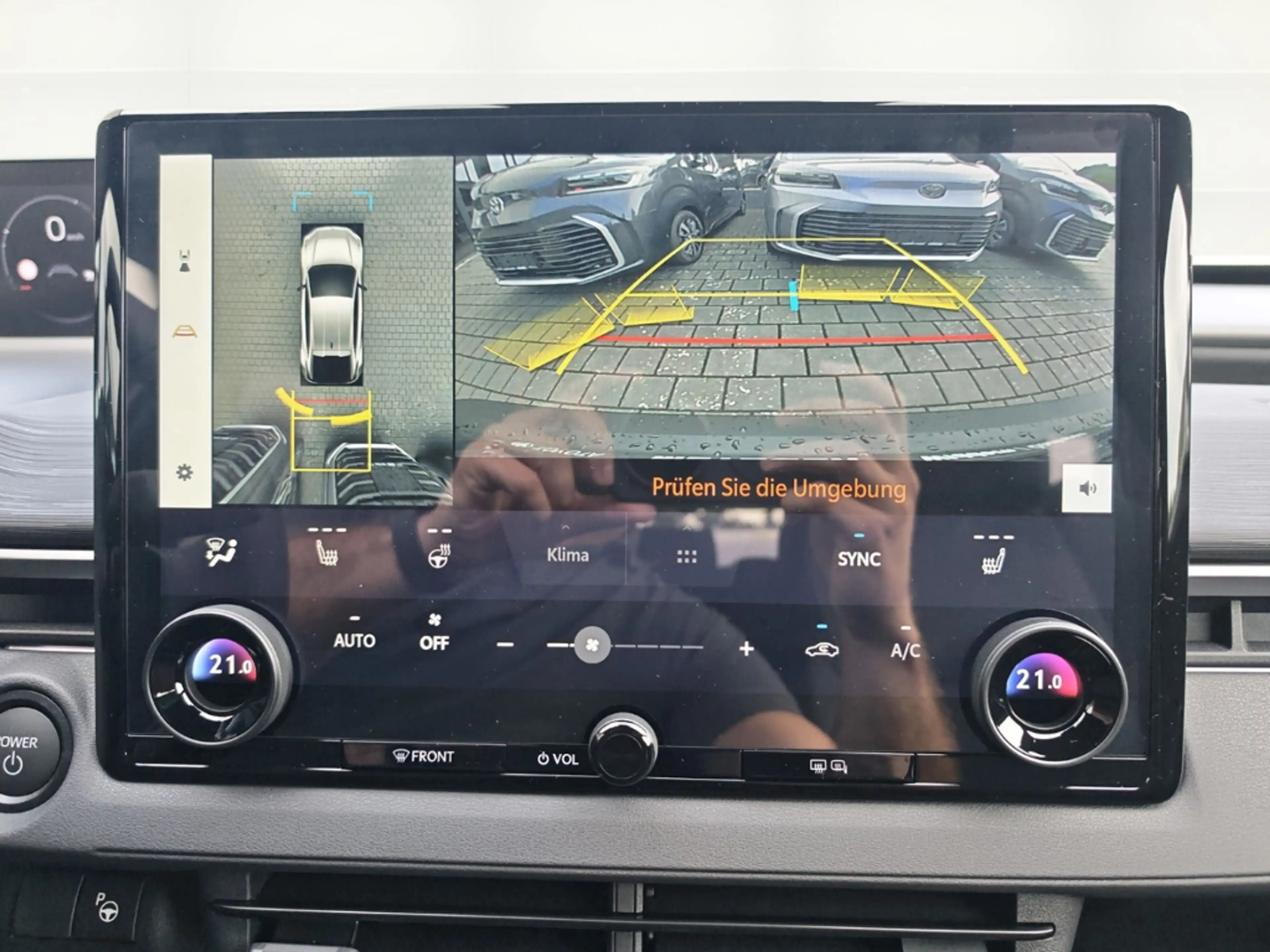 Toyota C-HR+ Elektro Lounge 77 kWh 4x4 +360° Kamera +Matrix-LED — photo 13