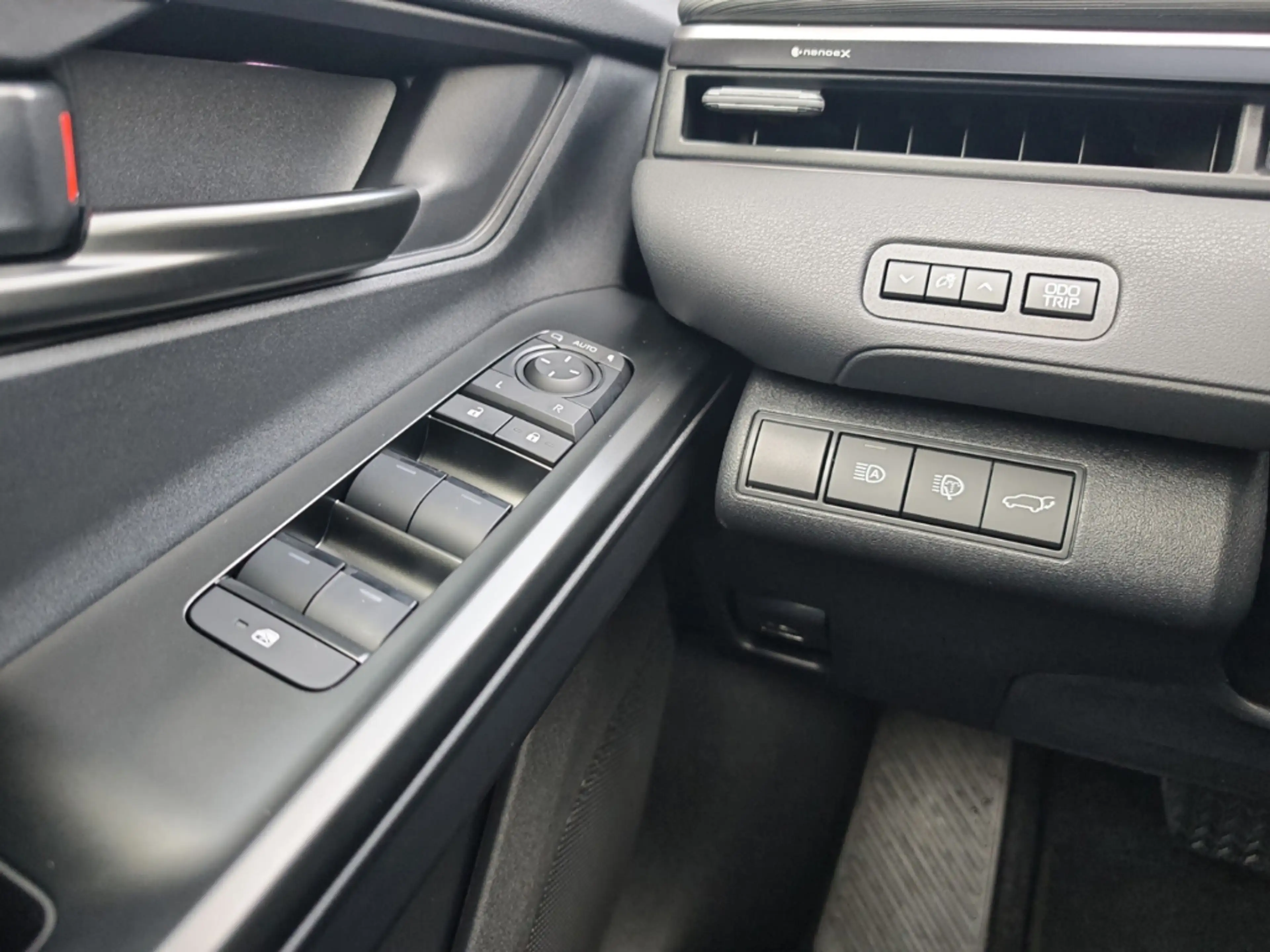 Toyota C-HR+ Elektro Lounge 77 kWh 4x4 +360° Kamera +Matrix-LED — photo 15