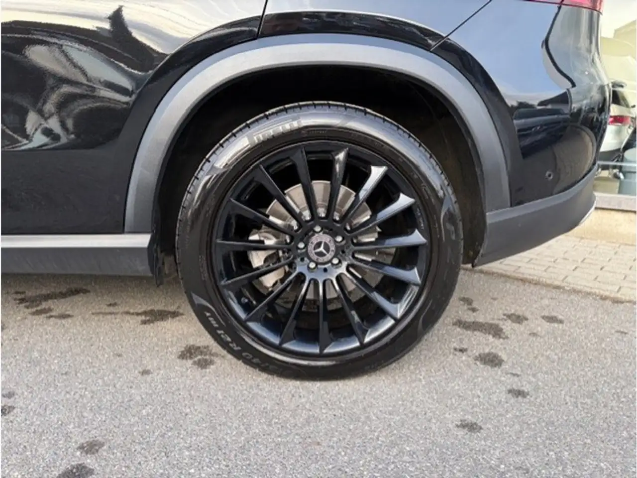 Mercedes-Benz GLE 300 d 4M Toit Pano 6