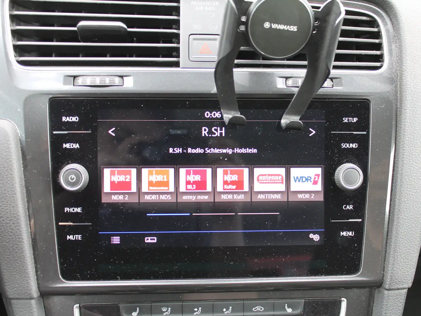 Volkswagen Golf Comfortline BMT/Start-Stopp Gris - 2