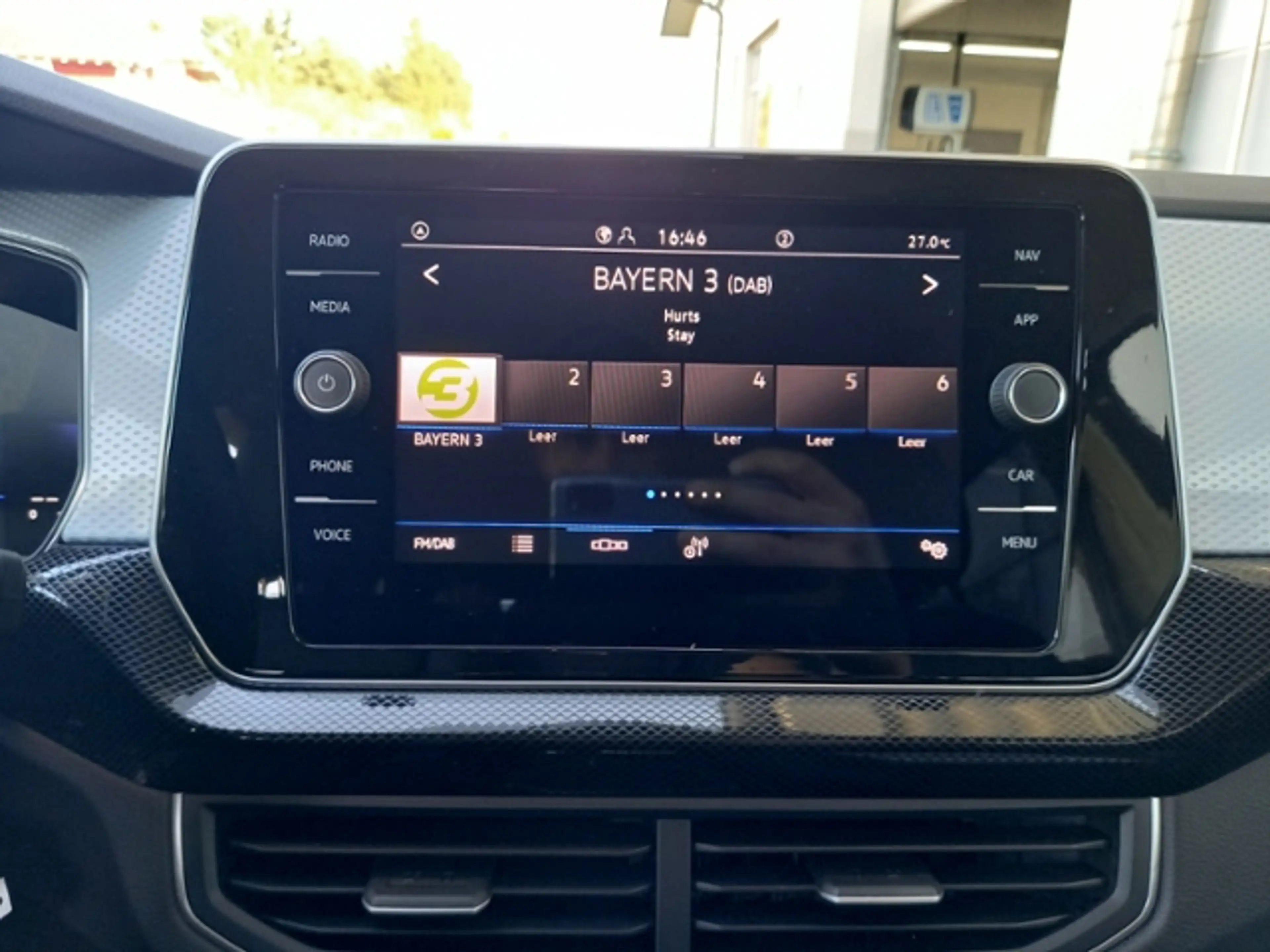 Volkswagen T-Cross GOAL ACC PDC SHZ APP-CONNECT — photo 8