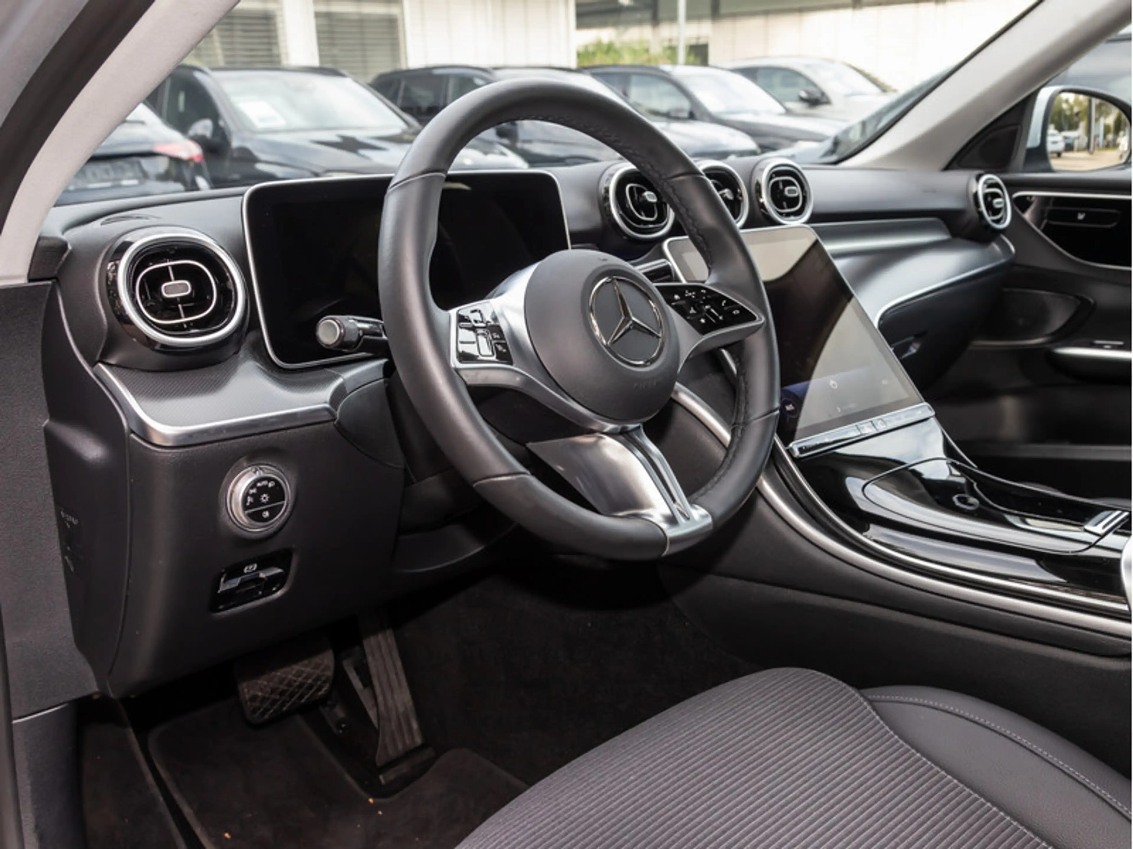 Mercedes-Benz C 220 d Avantgarde/DIGITAL/360/Totw/SHZ/Ambiente — photo 11