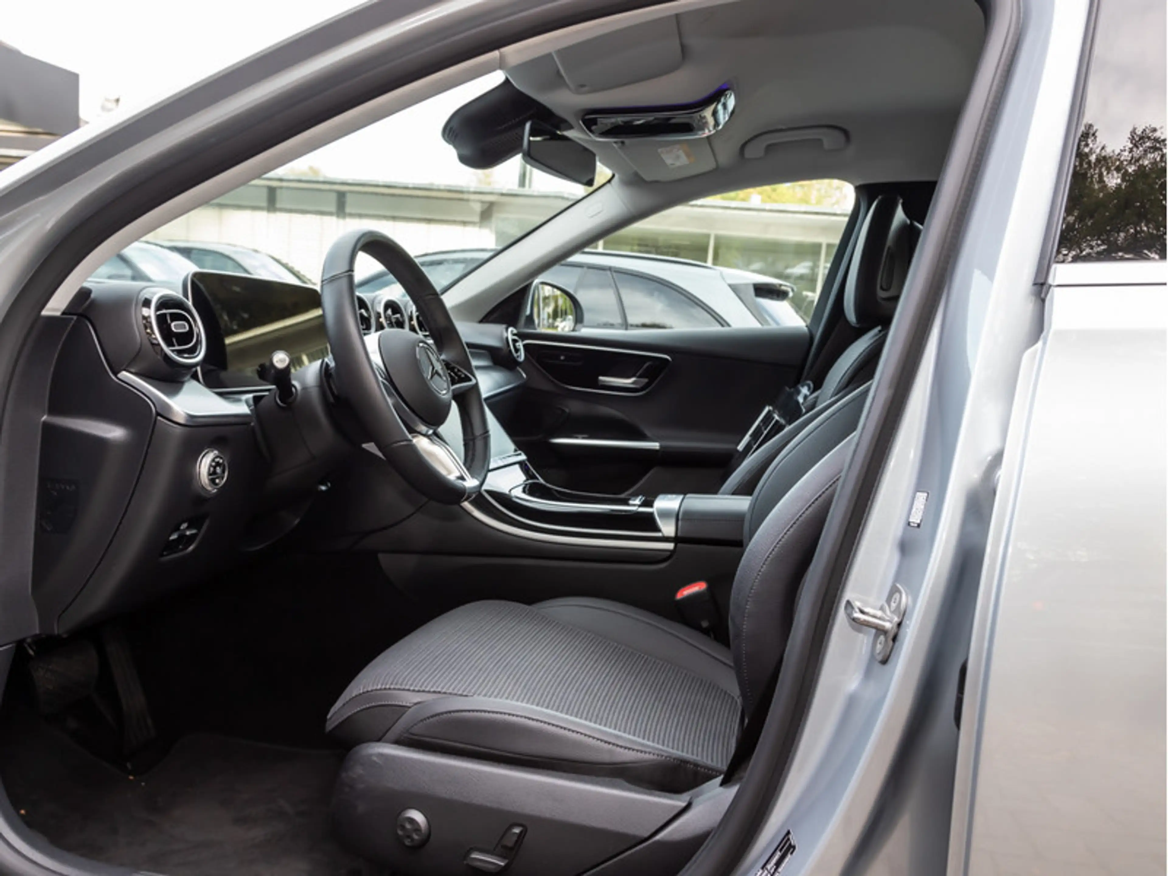 Mercedes-Benz C 220 d Avantgarde/DIGITAL/360/Totw/SHZ/Ambiente — photo 10