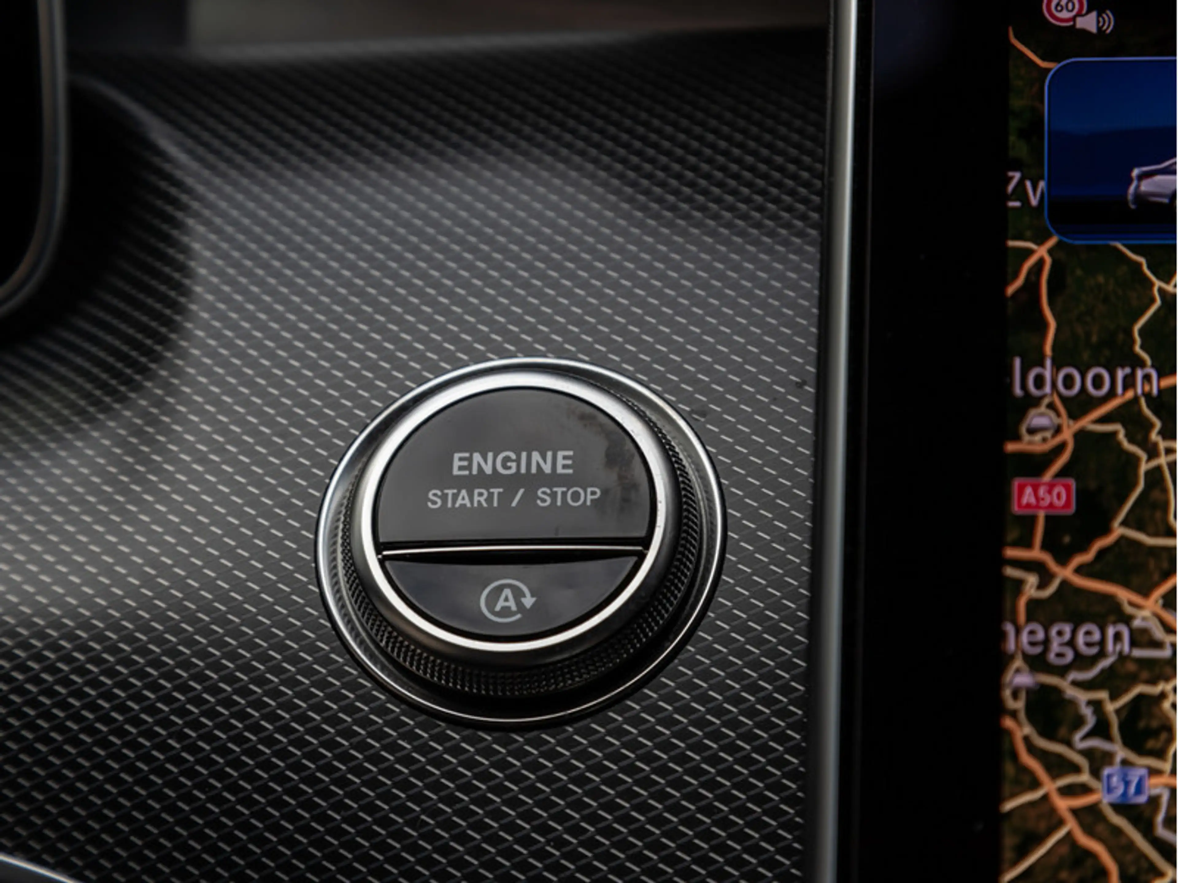 Mercedes-Benz C 220 d Avantgarde/DIGITAL/360/Totw/SHZ/Ambiente — photo 14