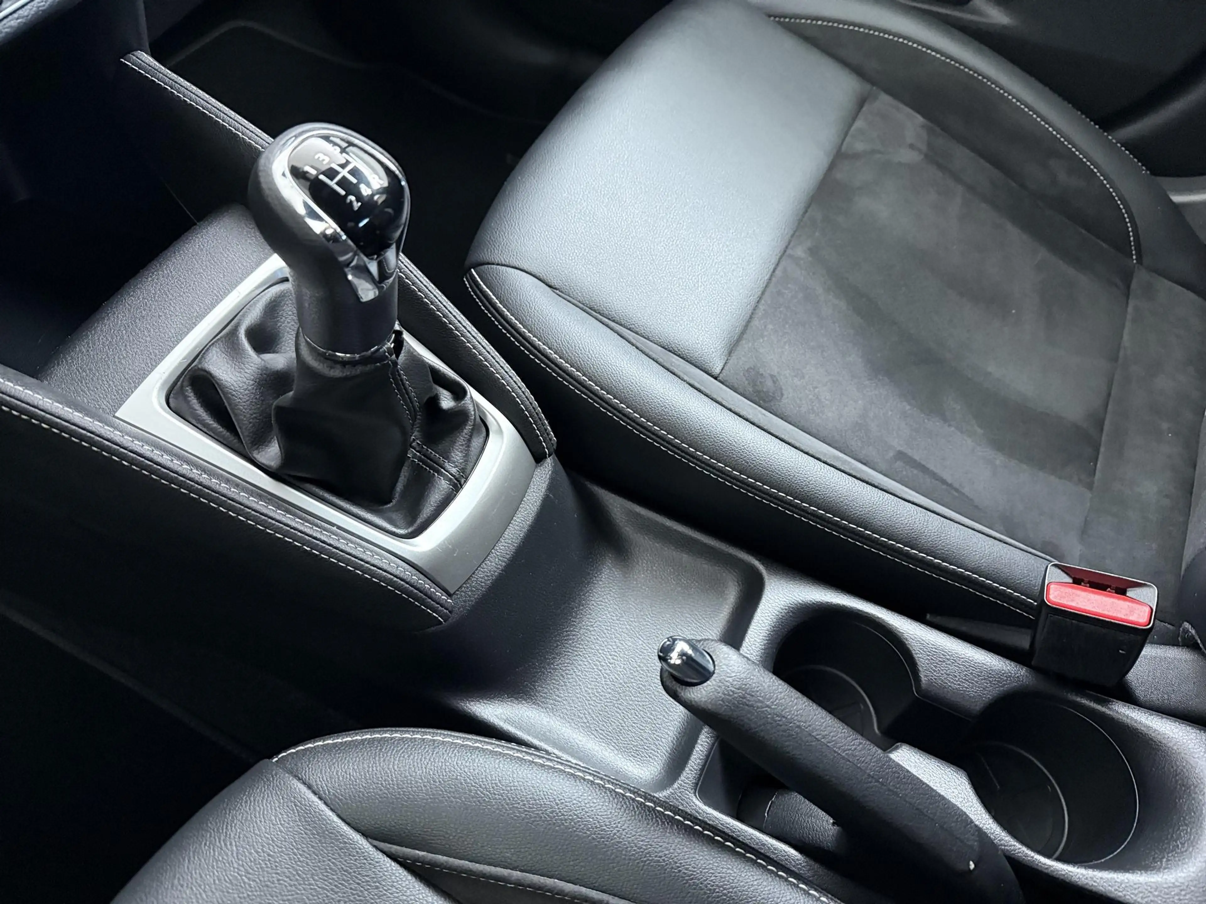 Nissan Micra 1.0 IG-T N-Sport | Navigatie | BOSE Audio | — photo 12