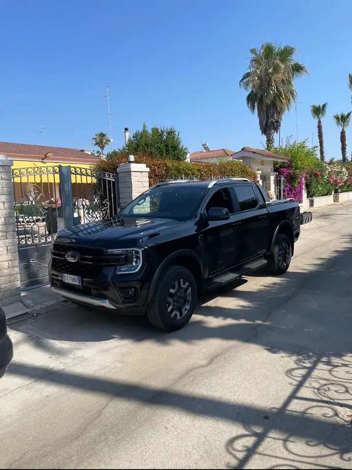 Ford Ranger Ranger VIII 20232.3 phev doppia cabina Wildtrak awd 281cv auto — photo 1 of 15