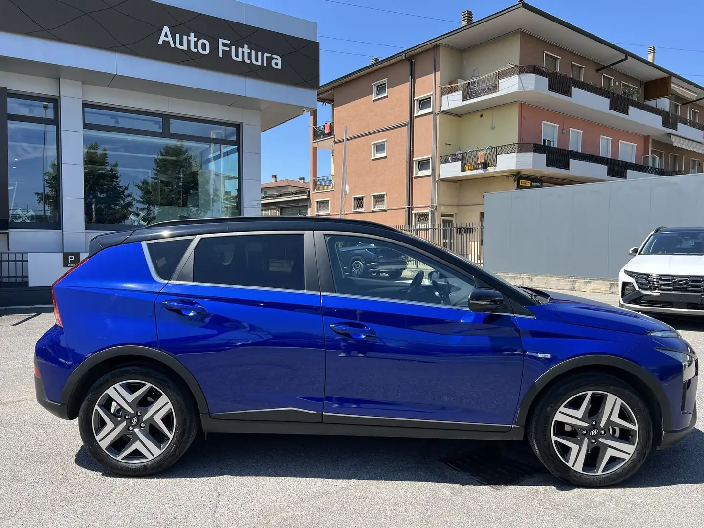 Hyundai BAYON 1.0 T-GDI Hybrid 48V iMT XClass Blu/Azzurro - 2