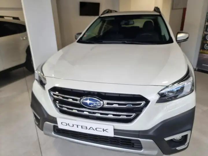 Subaru Outback 2.5i CVT Touring 2025