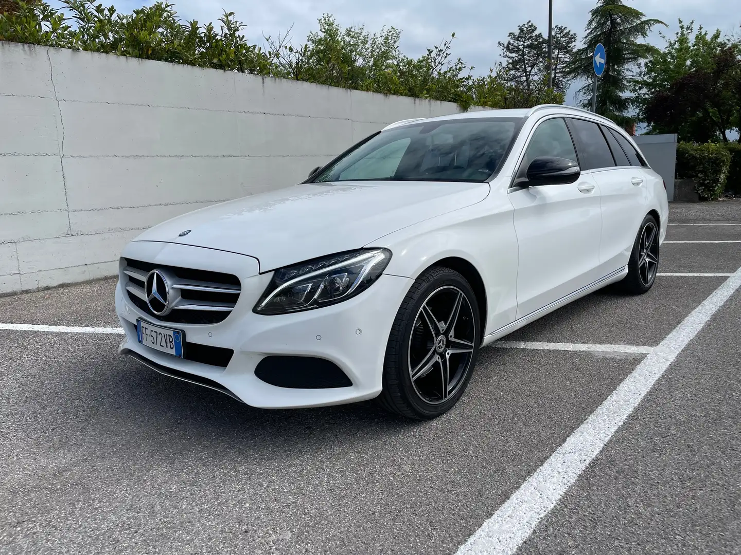 Mercedes-Benz C 220 Classe C-S205 2014 SW SW d (bt) Sport auto Bianco - 1
