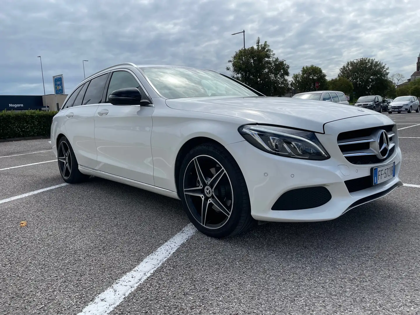Mercedes-Benz C 220 Classe C-S205 2014 SW SW d (bt) Sport auto Bianco - 2