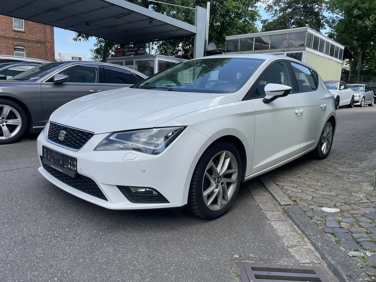 SEAT Leon Style Blanc - 1