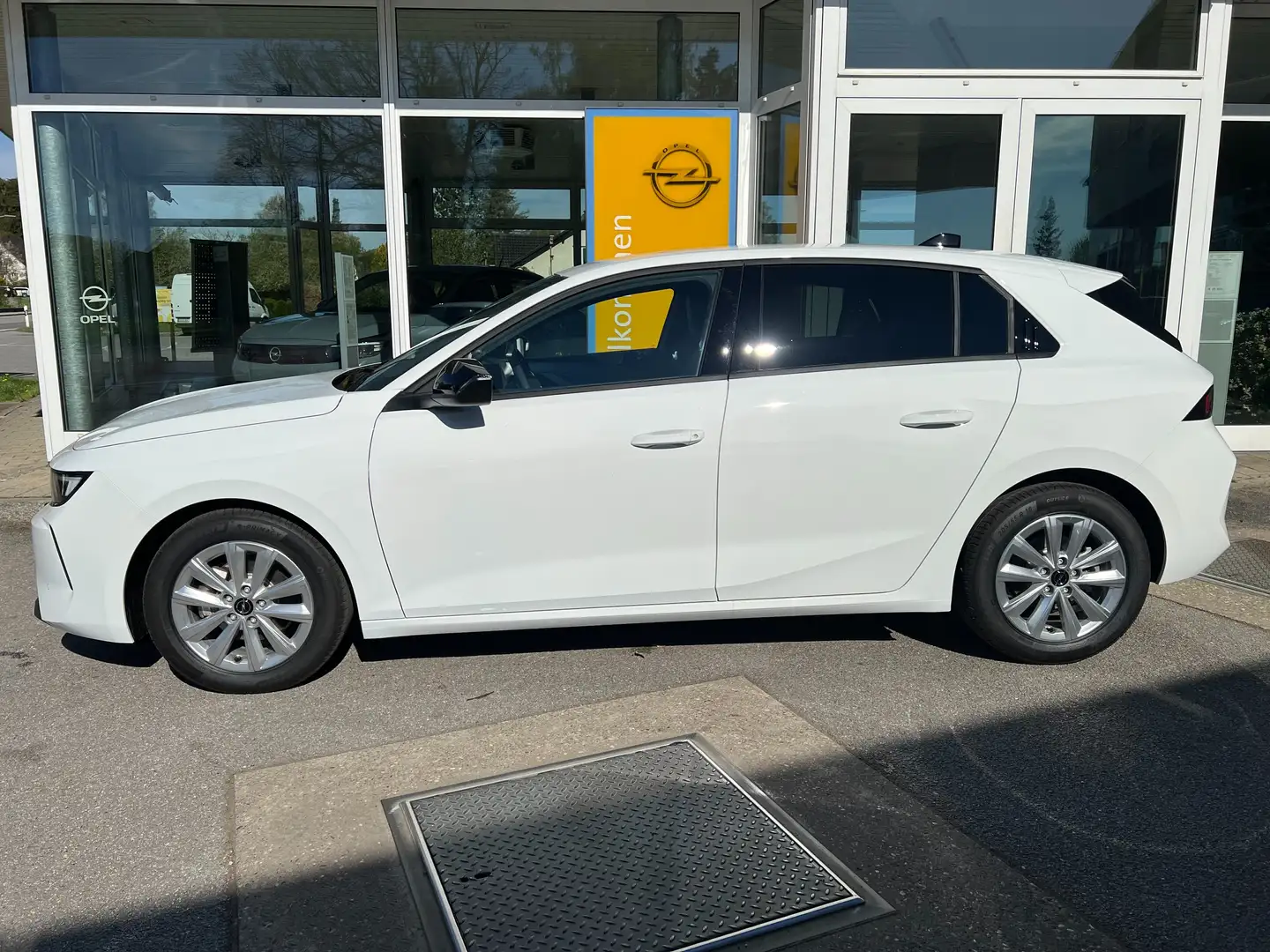 Opel Astra Edition Weiß - 2