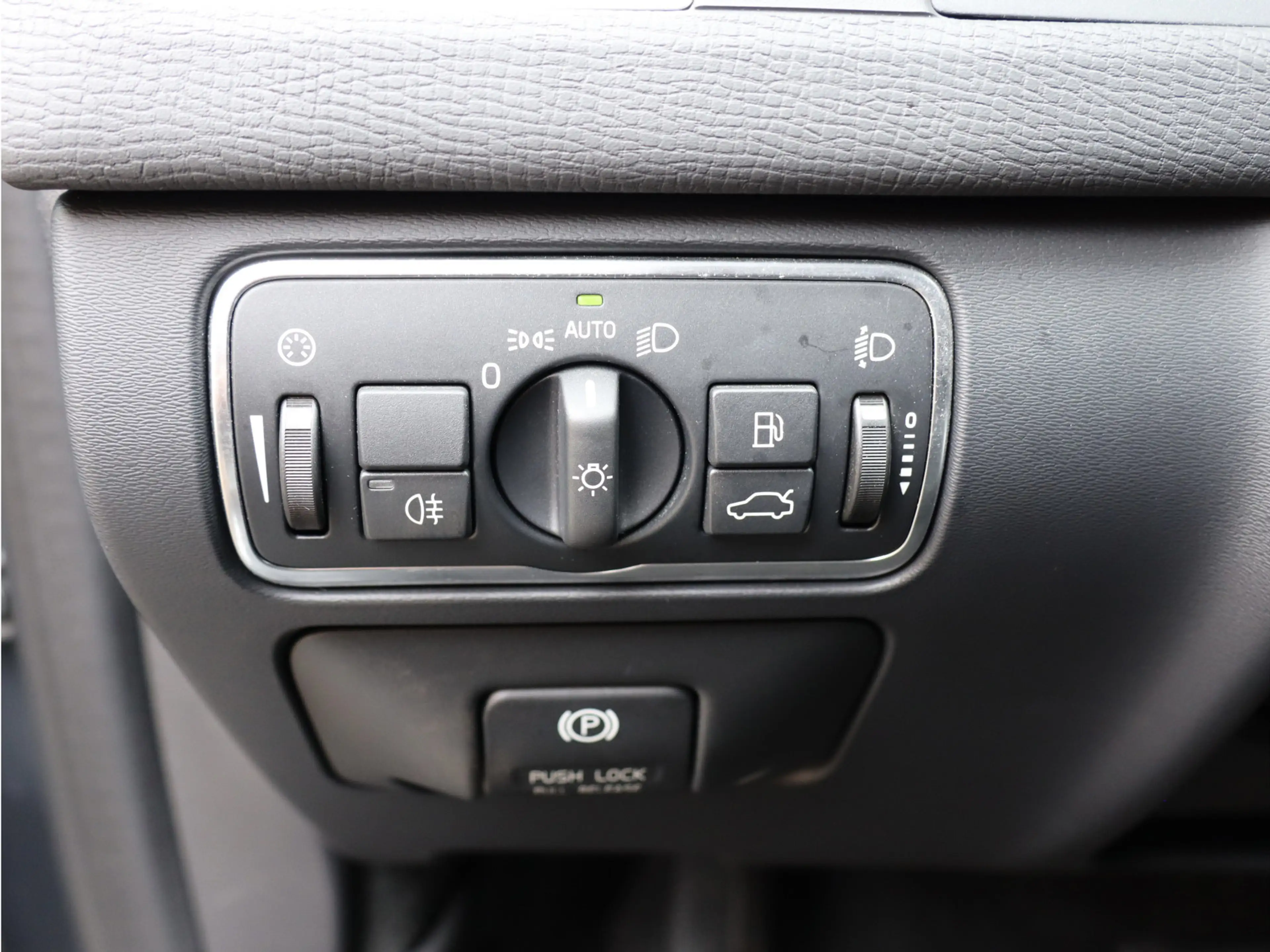 Volvo XC60 2.0 T5 FWD Summum NL-auto, nieuwe distr. — photo 10