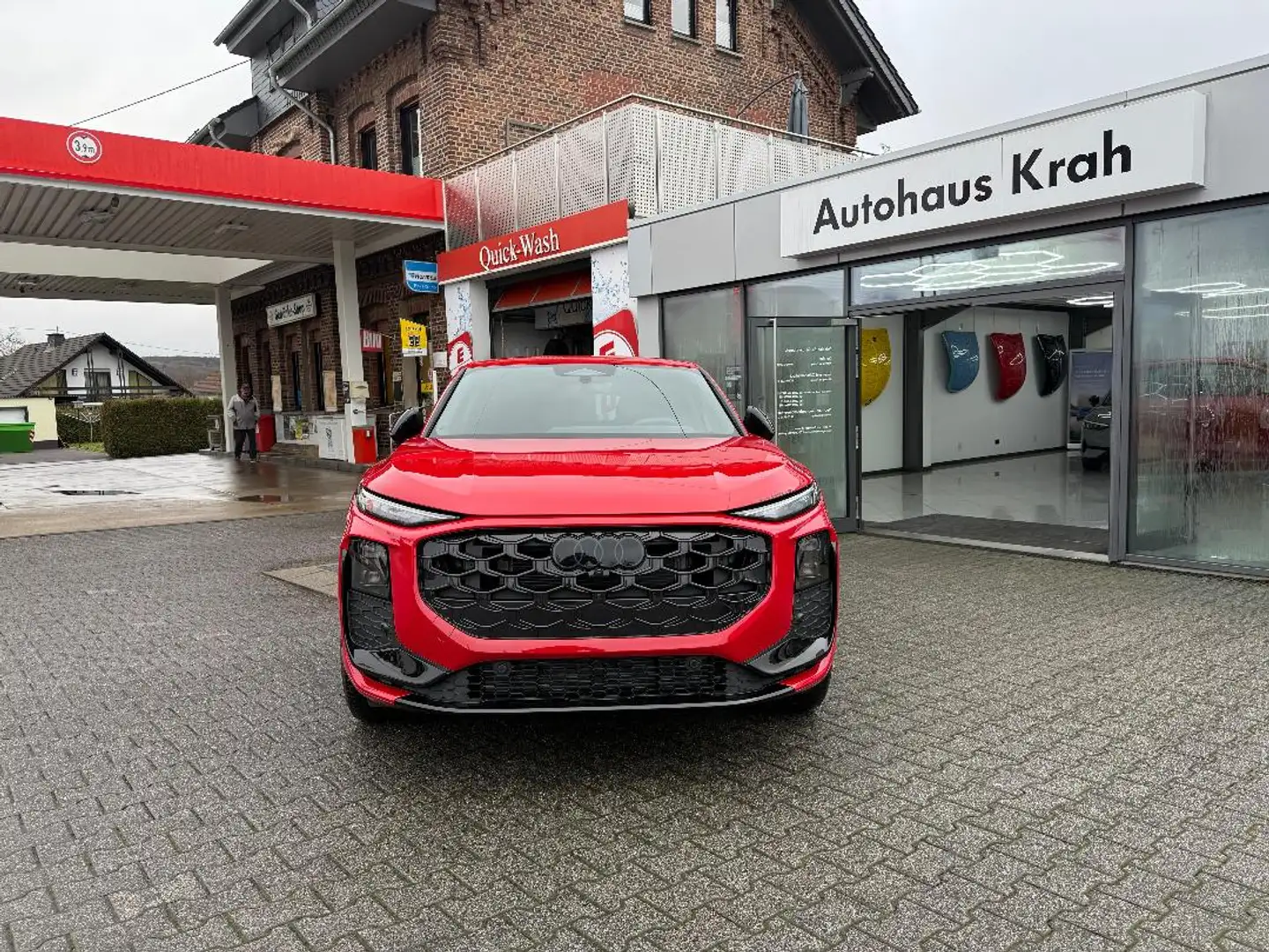 Audi Q3 Sportback Rot - 2
