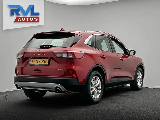 Ford Kuga view 5