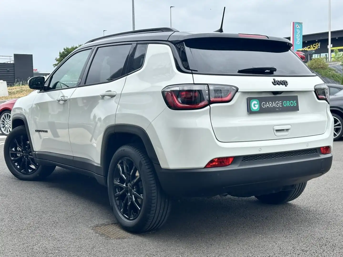 Jeep Compass MY20 1.6 I MultiJet II 120 ch BVM6 Brooklyn Editio Blanc - 2