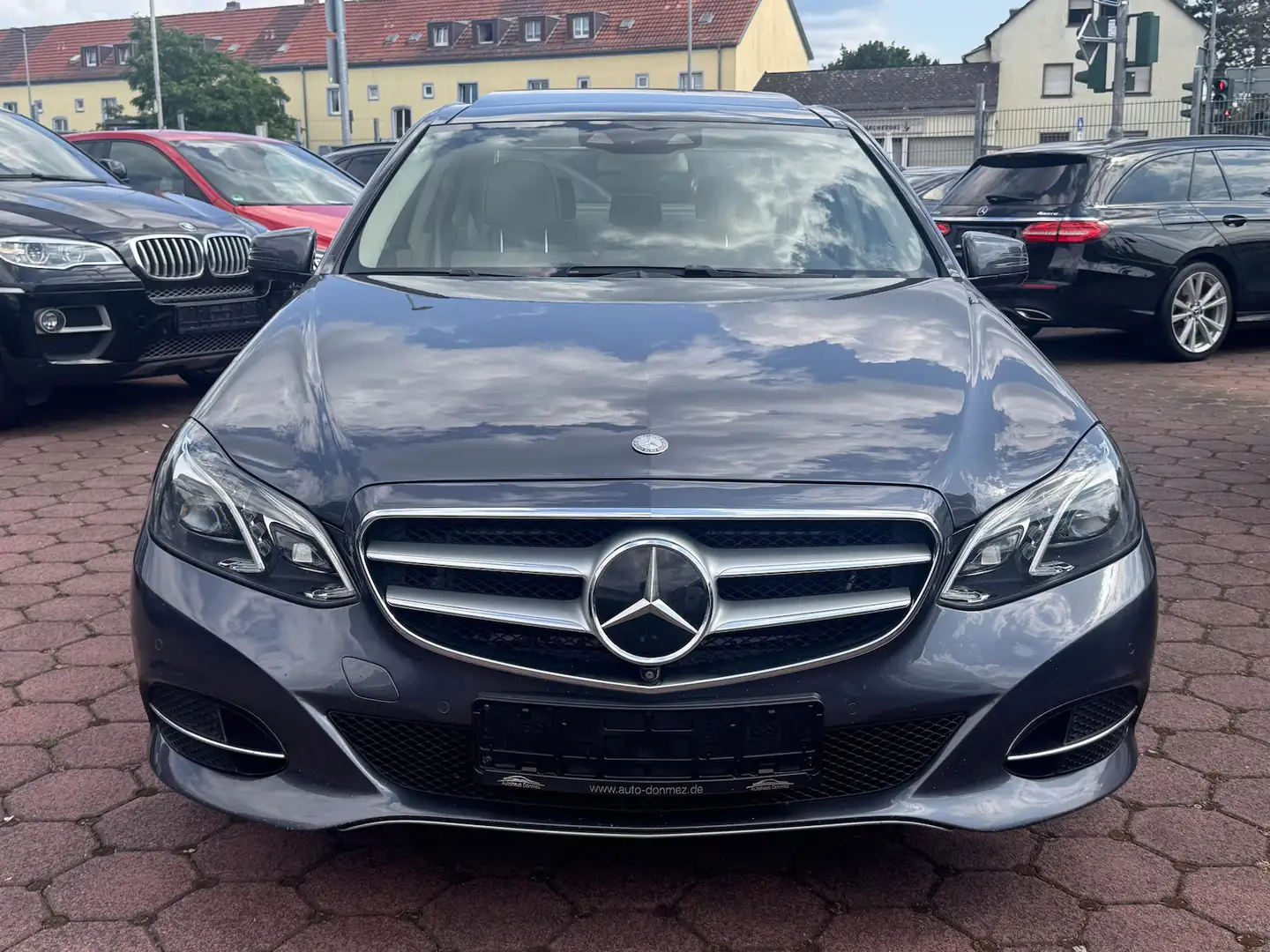 Mercedes-Benz E 500 CGI 4Matic Avantgarde COMAND PANO MASSAGE Grijs - 2