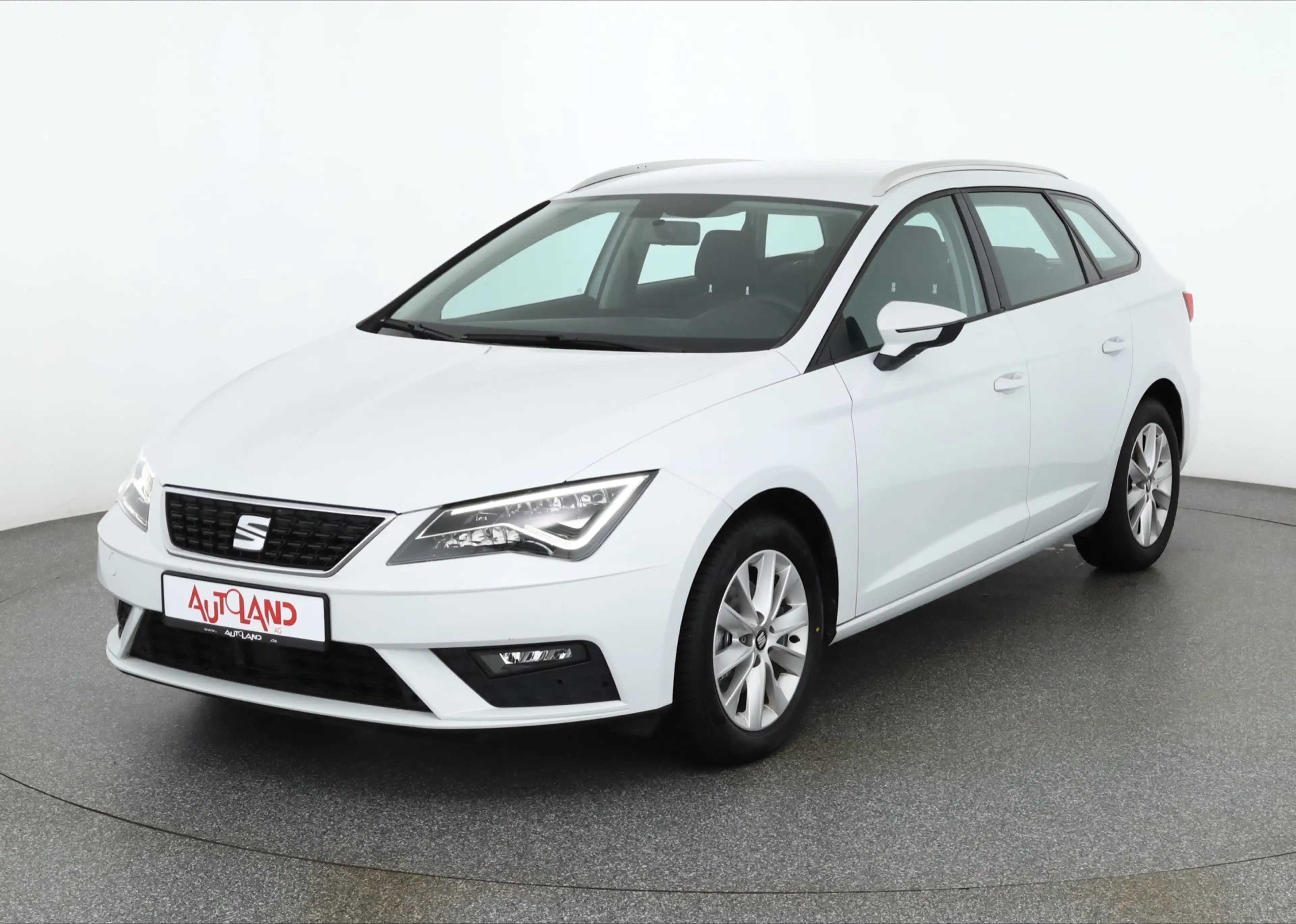 SEAT Leon ST 1.5 Xcellence LED Navi ACC Kamera DAB — photo 2