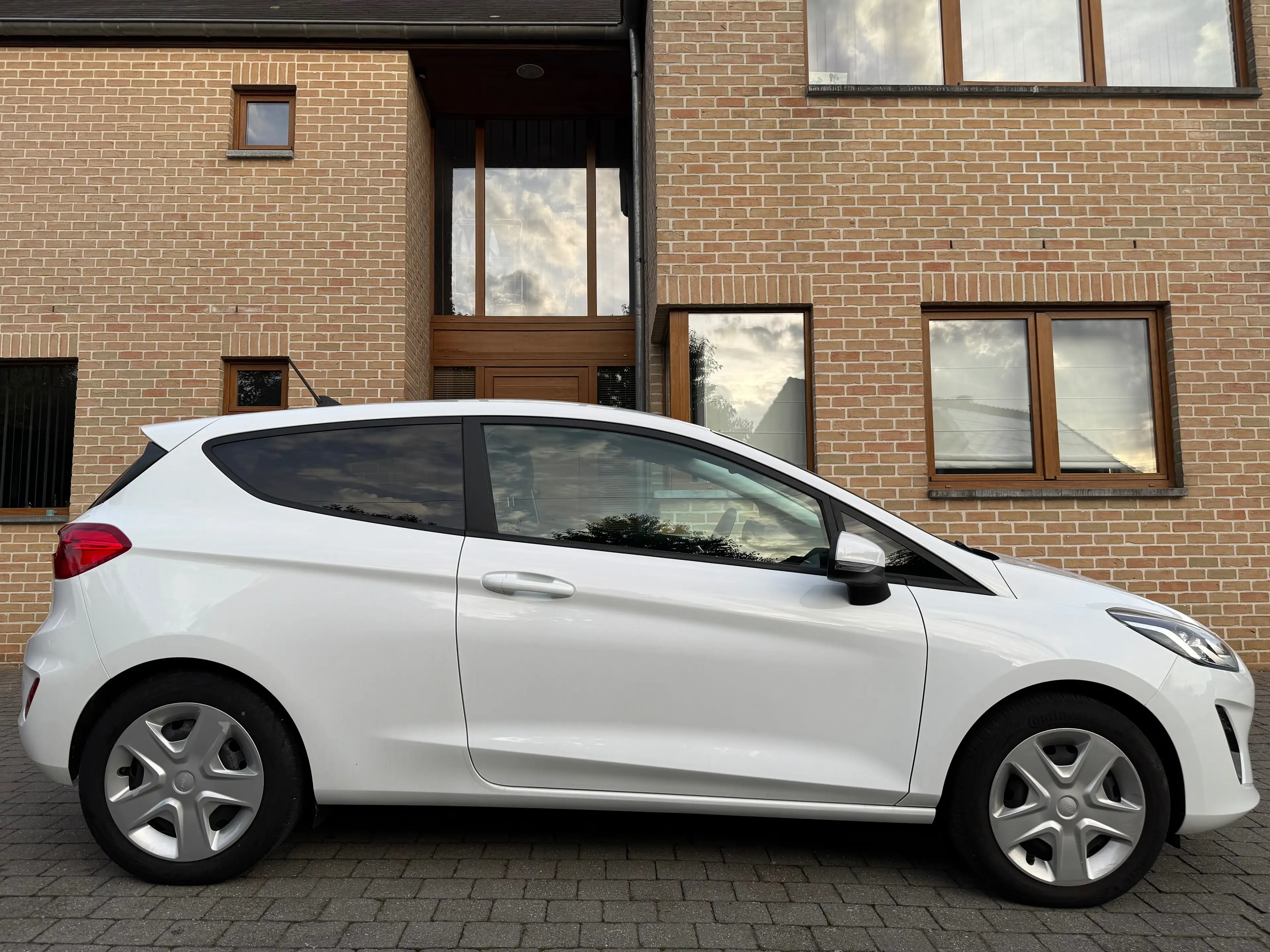 Ford Fiesta VAN 1.5TDCi Business TVA Déductible! 50.000km — photo 4