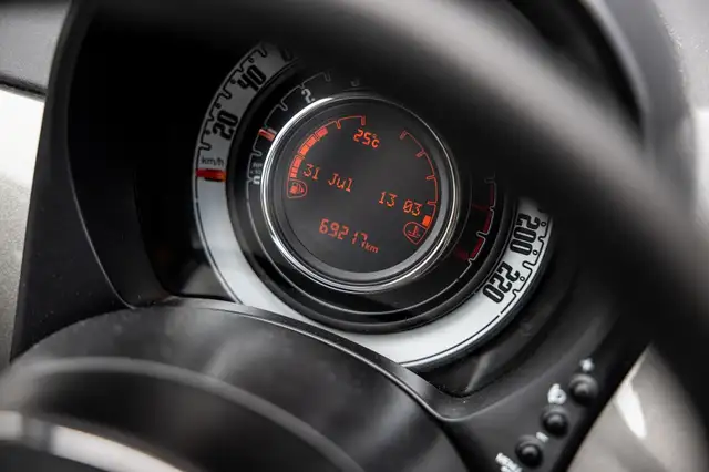 Fiat 500 view 23