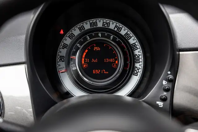 Fiat 500 view 12