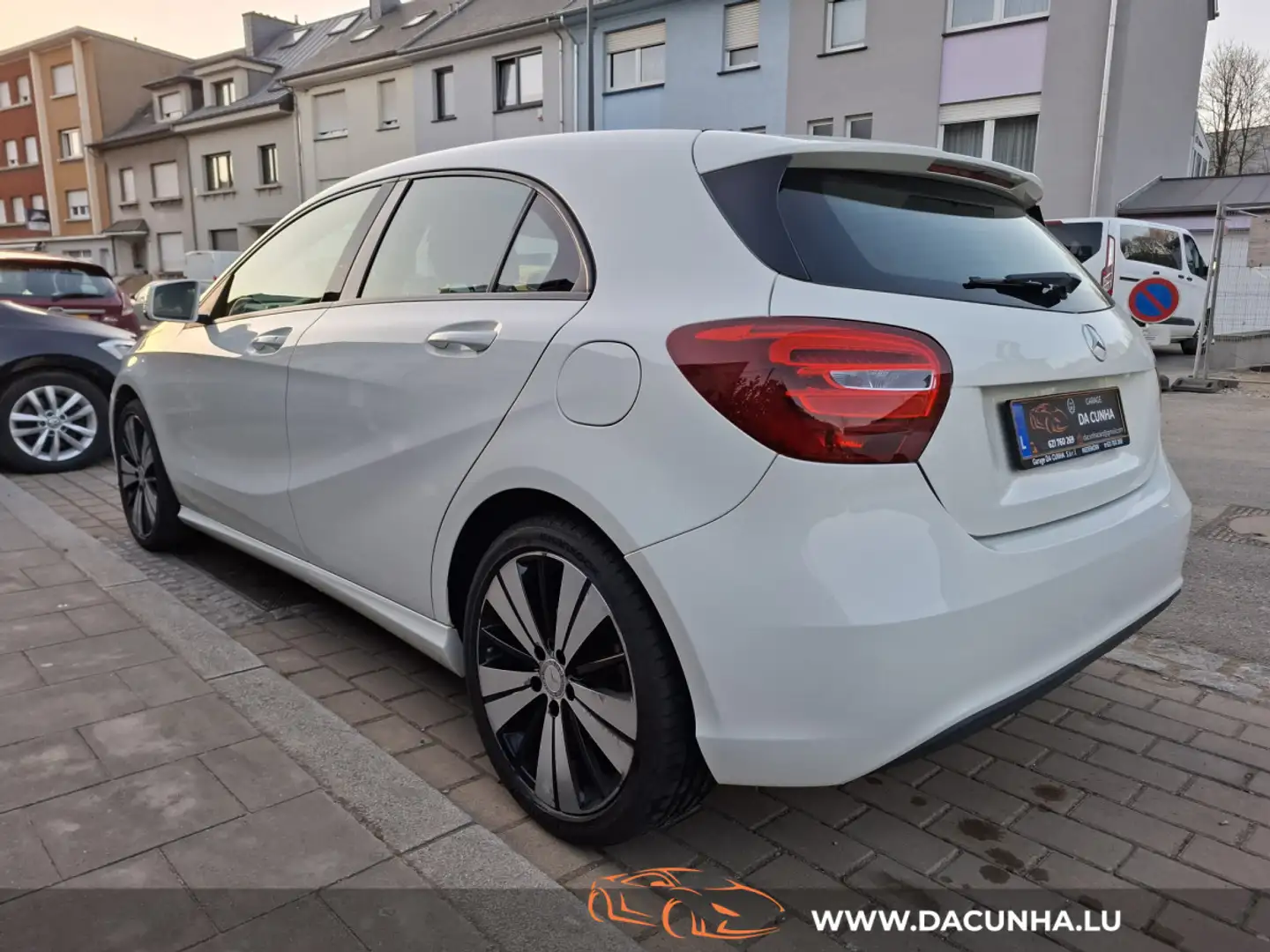 Mercedes-Benz A 180 D 109 ALU 18'', CLIMA,TEMPOMAT, HIST. MERCEDES Blanc - 2