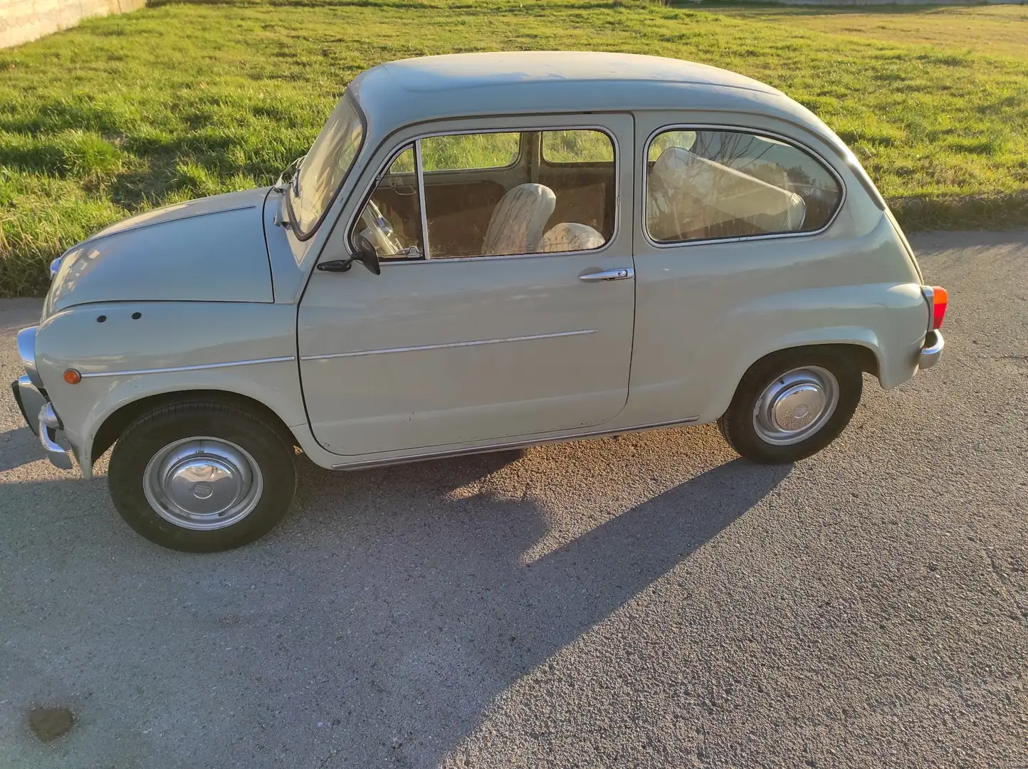 інші fiat 600 epoca Бежевий - 1